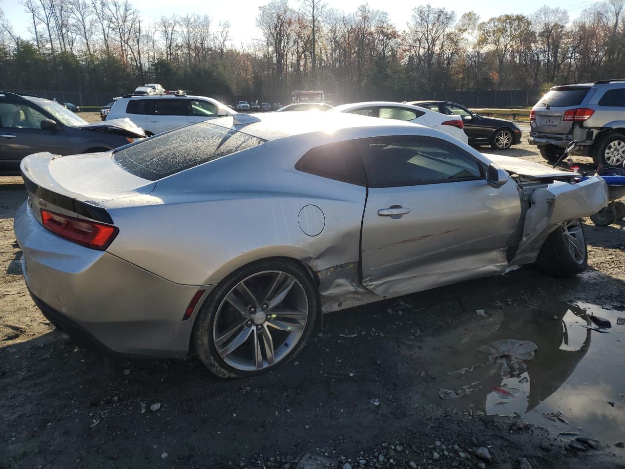 VIN 1G1FD1RS1G0166877 2016 CHEVROLET CAMARO no.3