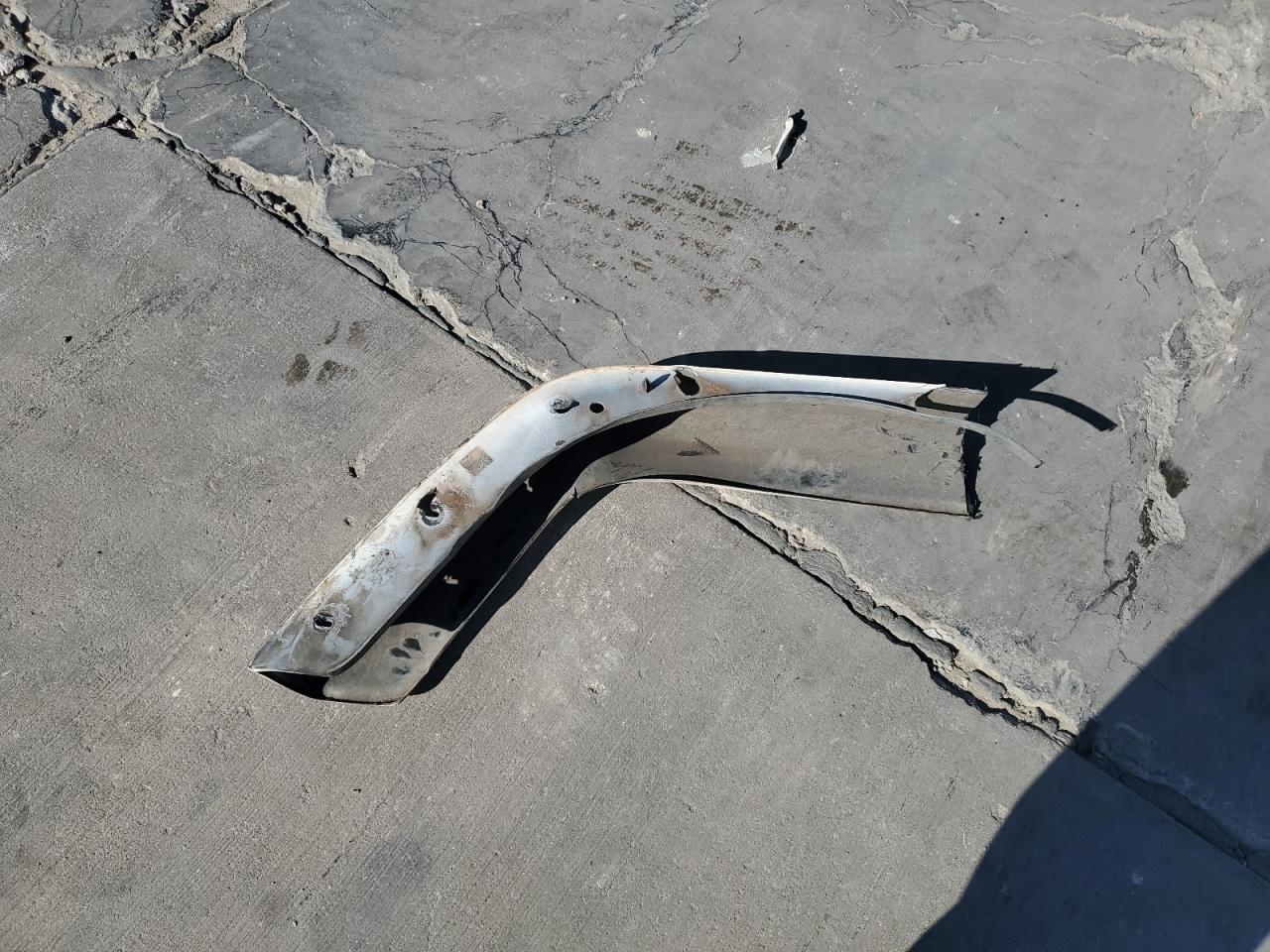 2000 Jeep Wrangler / Tj Sahara VIN: 1J4FA59S2YP733298 Lot: 82686324