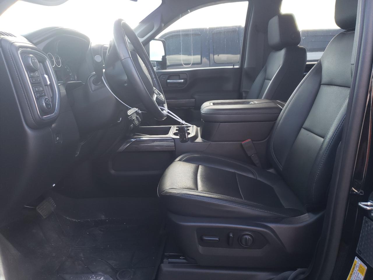 2020 Chevrolet Silverado - Image 7