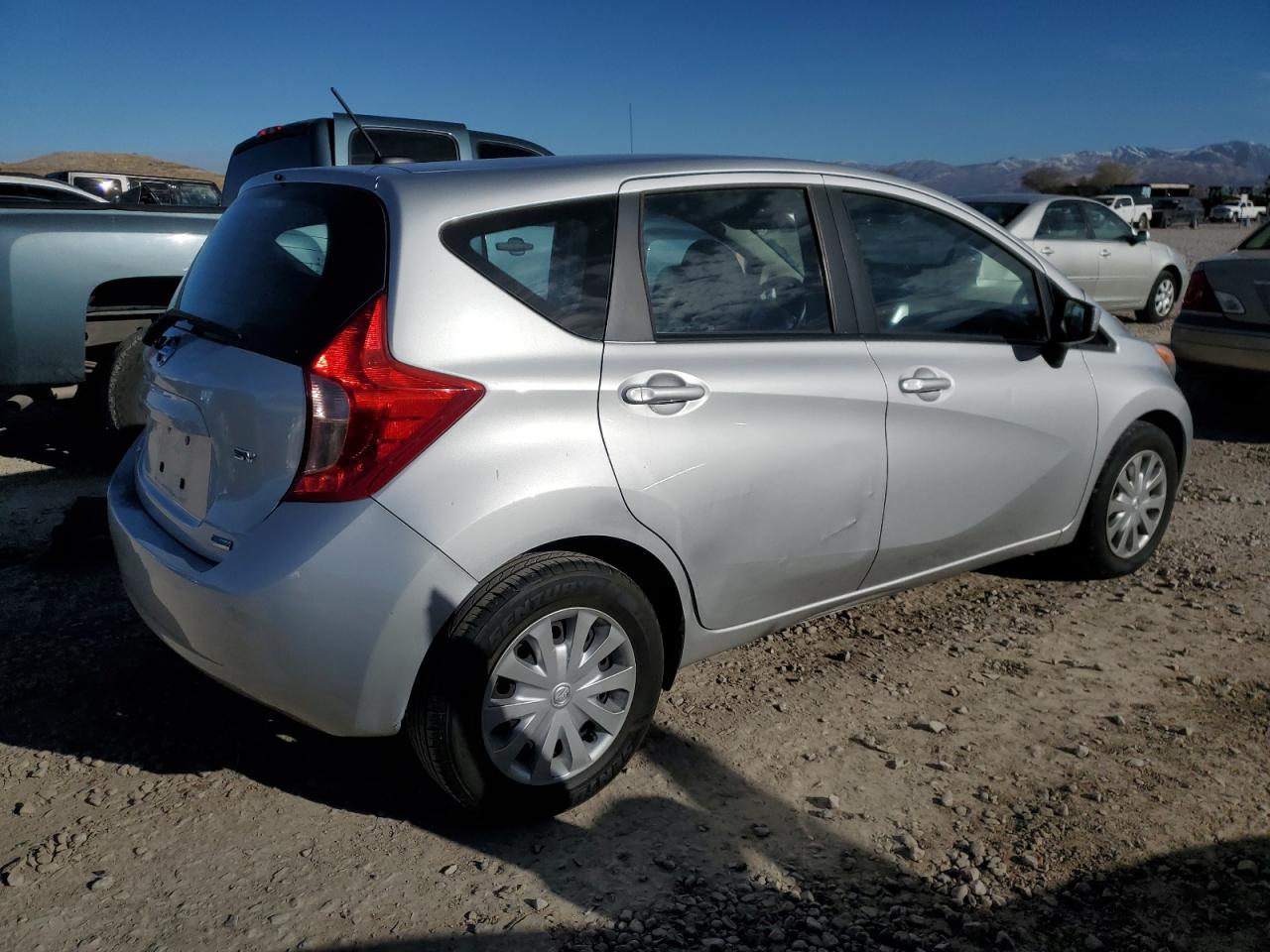 2016 Nissan Versa - Image 3
