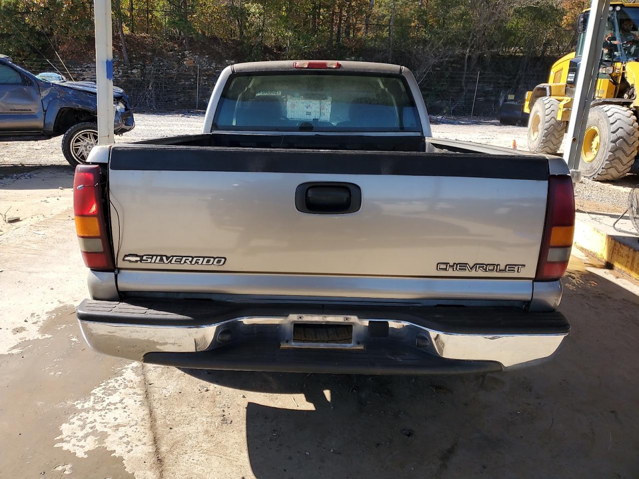 2002 Chevrolet Silverado C1500 VIN: 2GCEC19V321378127 Lot: 80034214