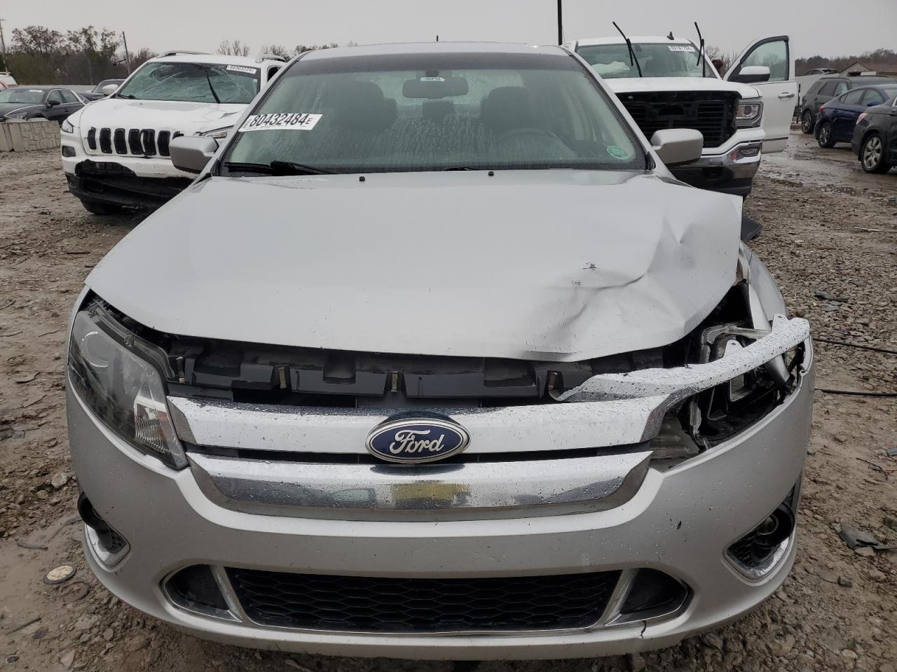 2010 Ford Fusion - Image 5
