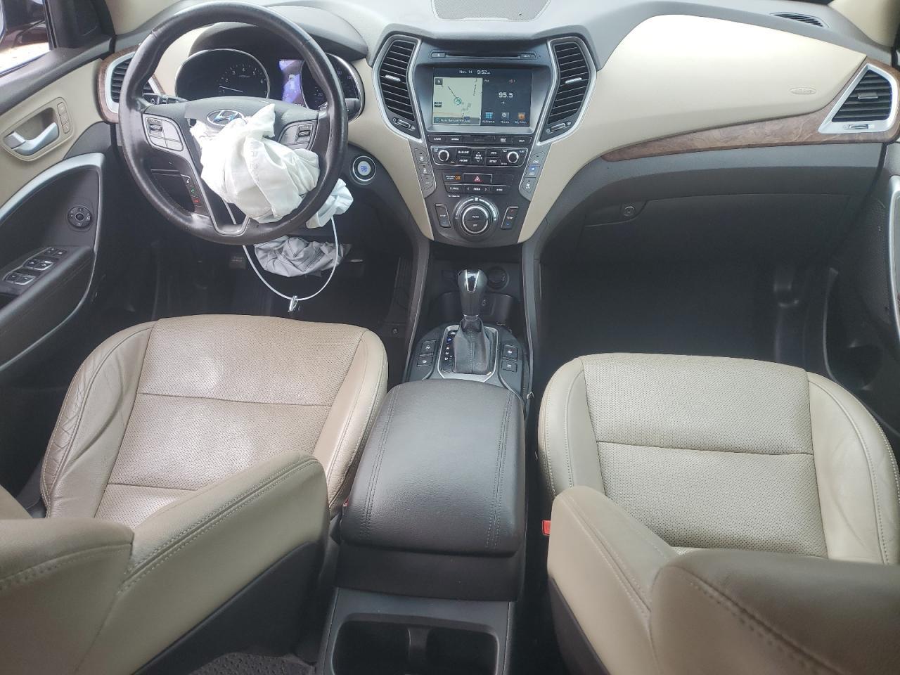 2017 Hyundai Santa Fe - Image 8
