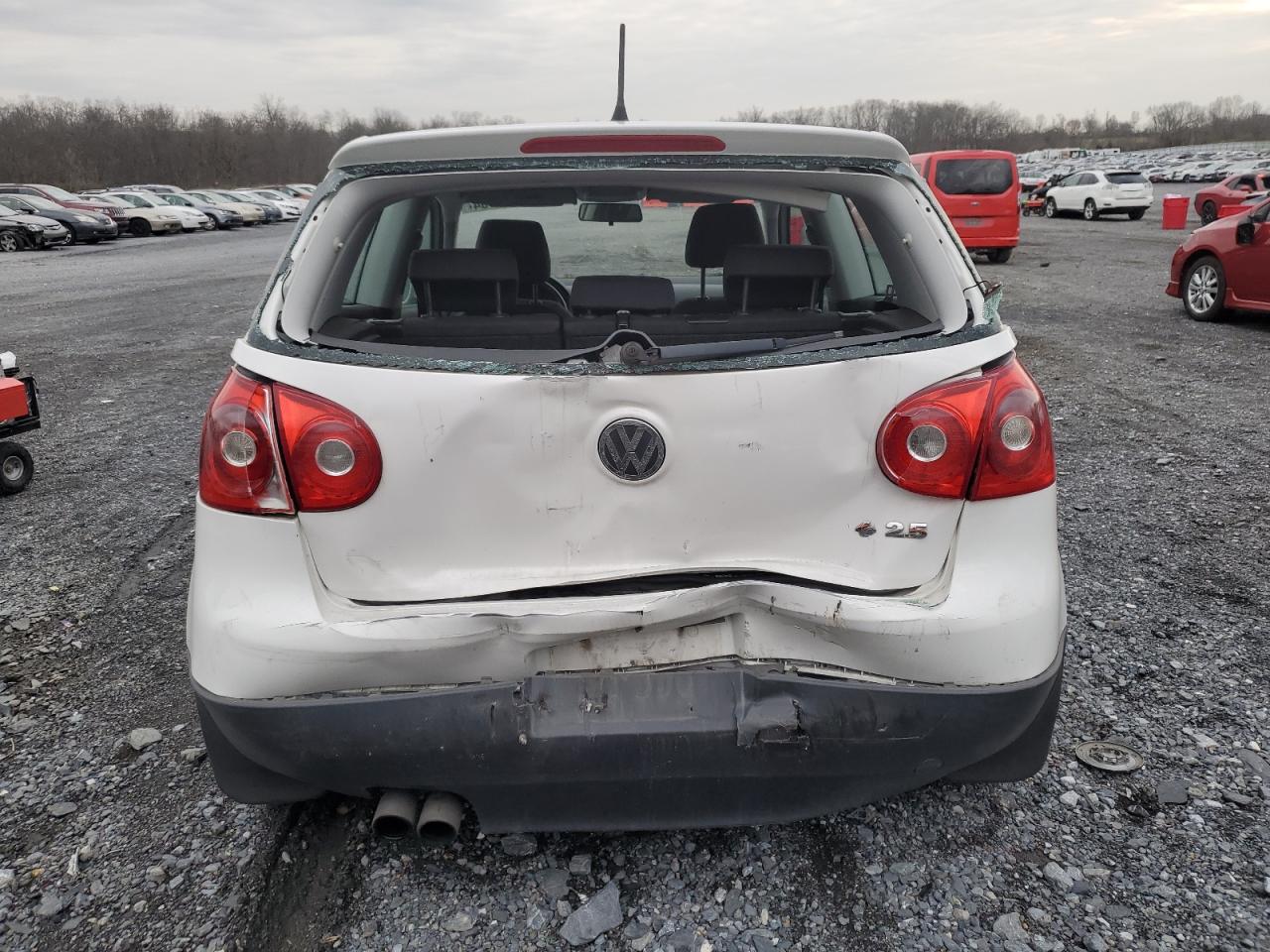 2007 Volkswagen Rabbit VIN: WVWAR71K37W070487 Lot: 82368384