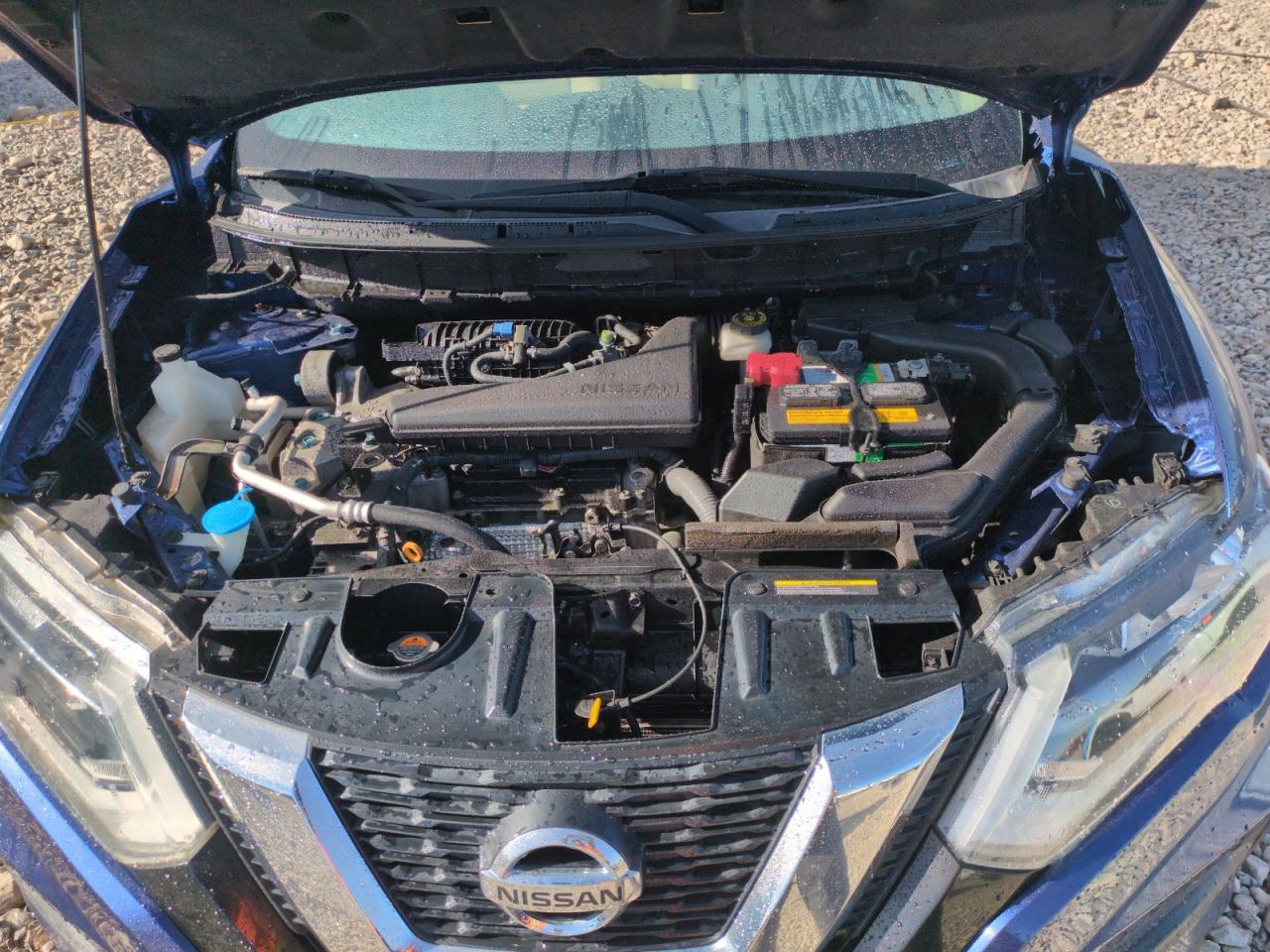 2017 Nissan Rogue - Image 12