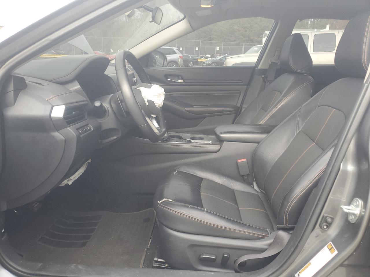 2019 Nissan Altima - Image 7