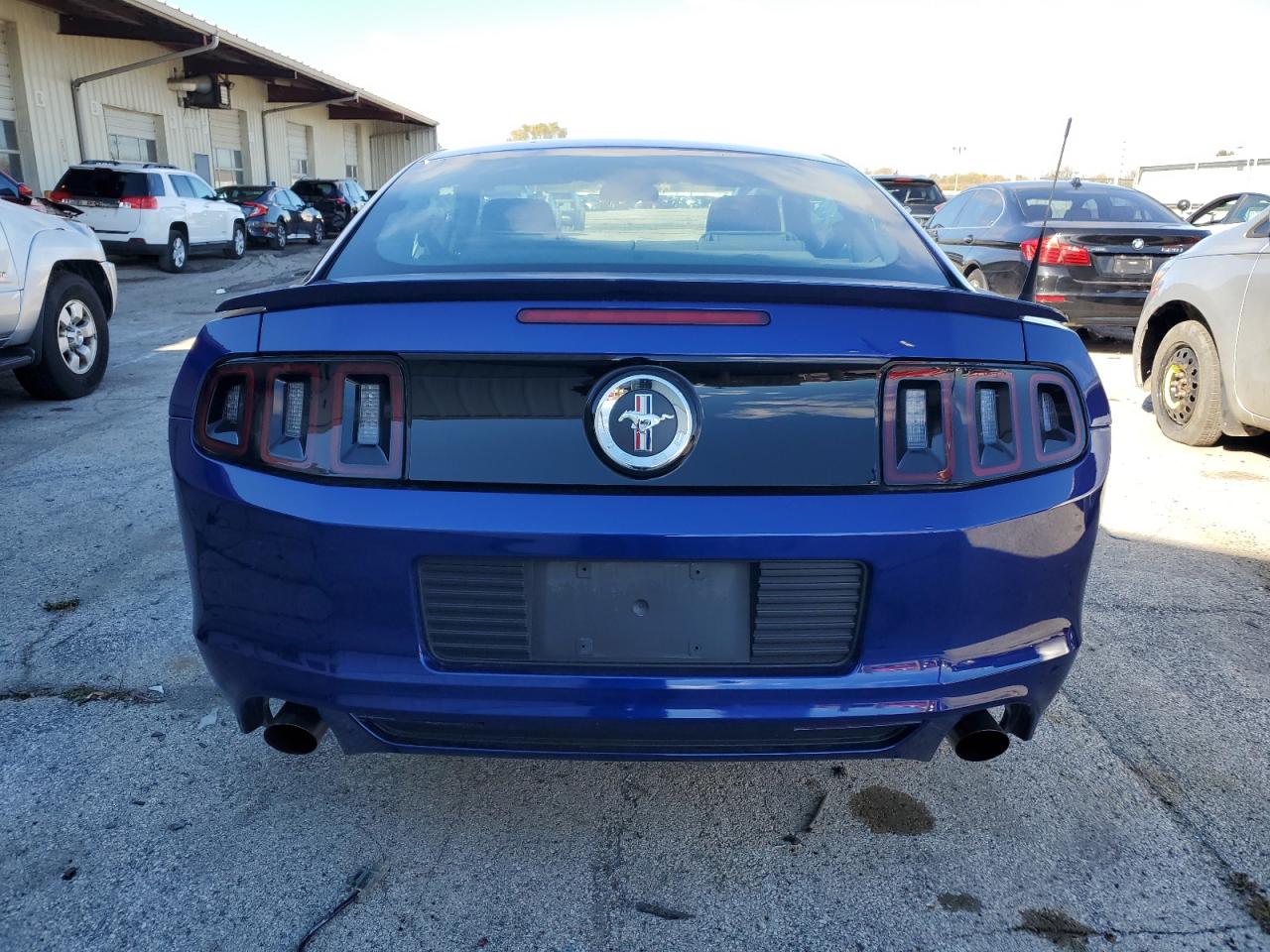 2013 Ford Mustang - Image 6