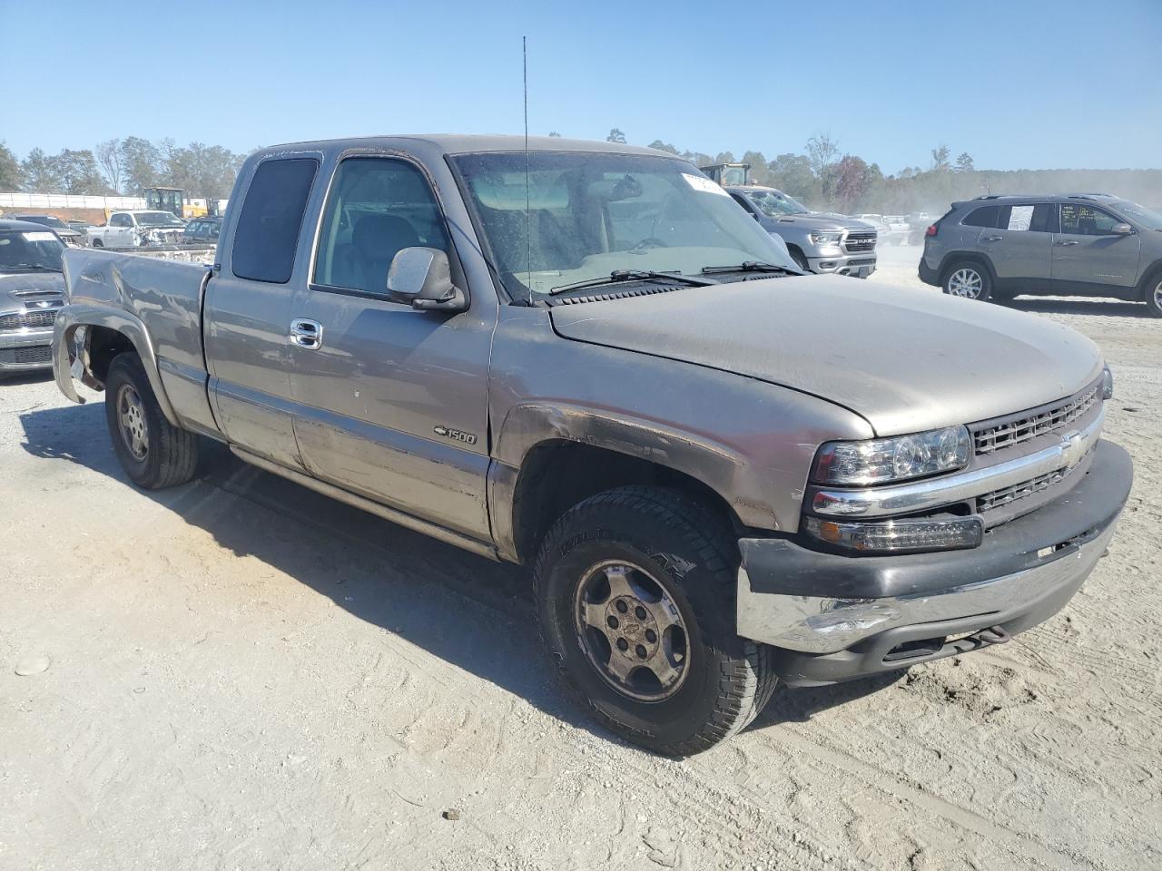 2001 Chevrolet Silverado - Image 1