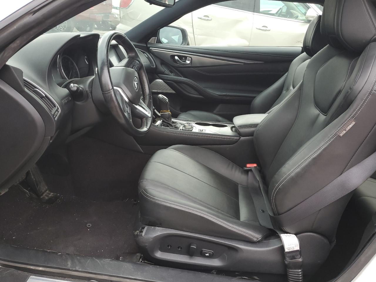 2018 Infiniti Q60 - Image 7