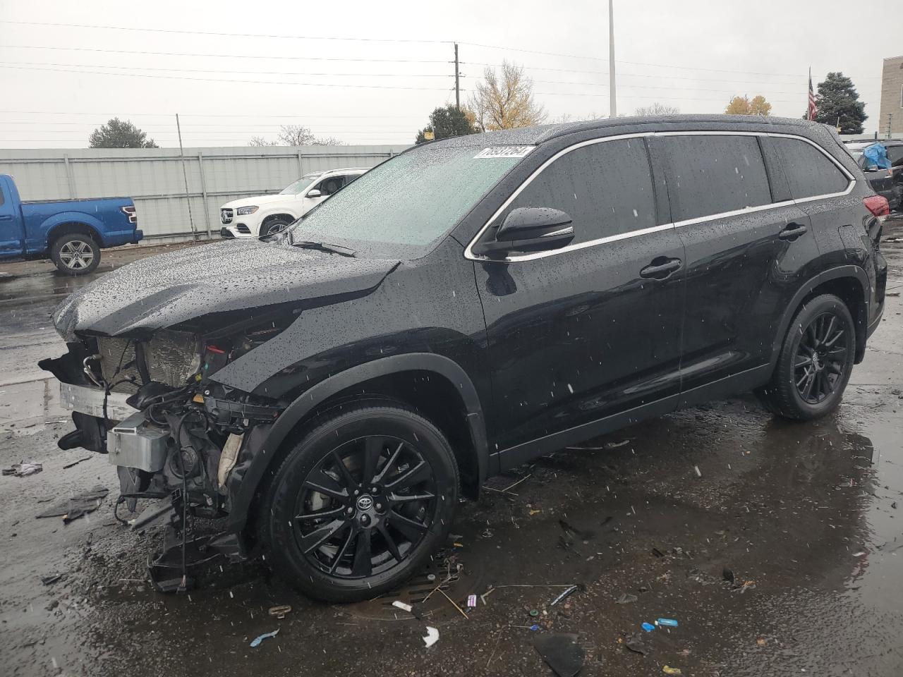 2019 Toyota Highlander - Image 1