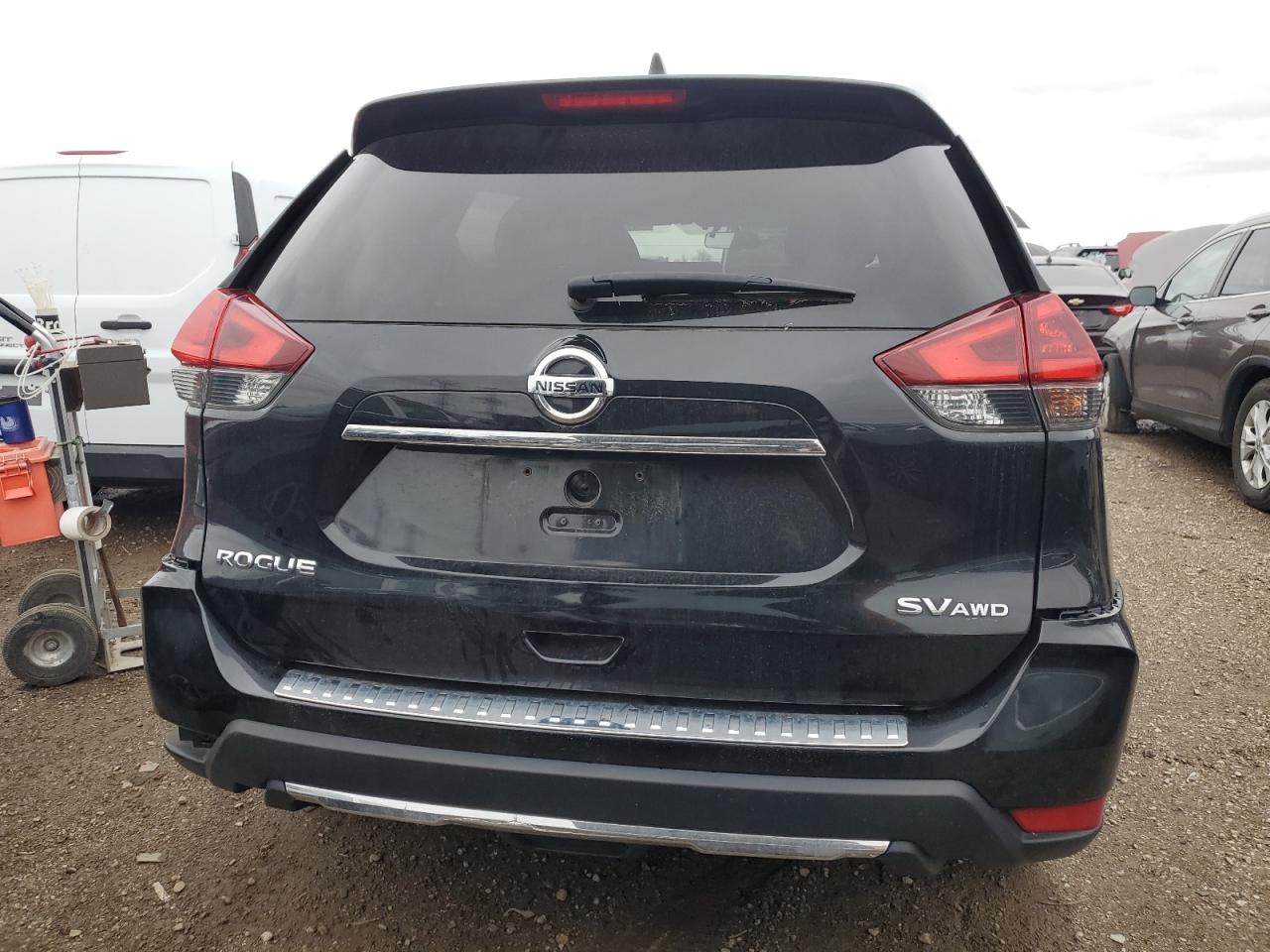 2018 Nissan Rogue - Image 6