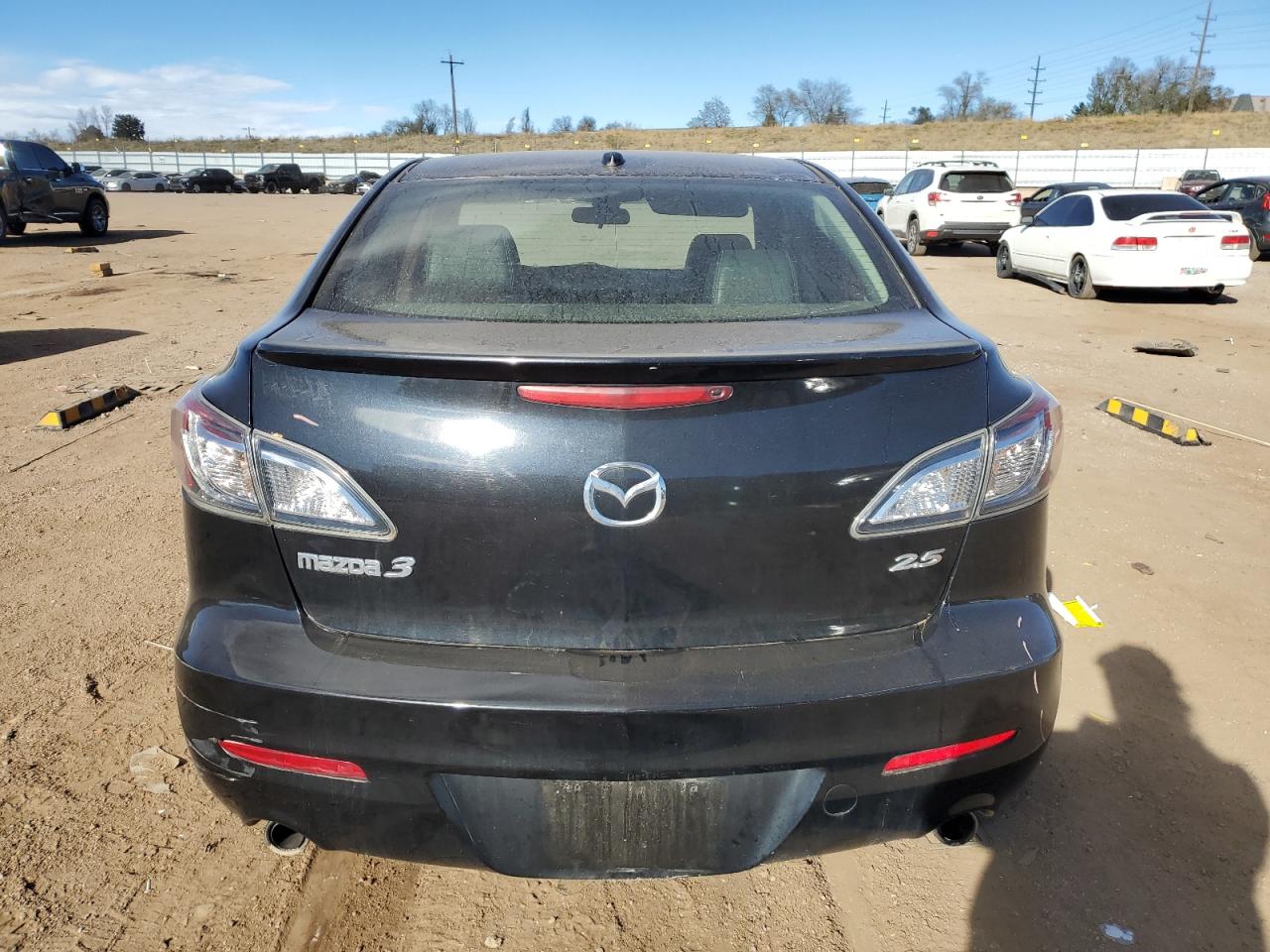 2011 Mazda 3 S VIN: JM1BL1W57B1472797 Lot: 80752624