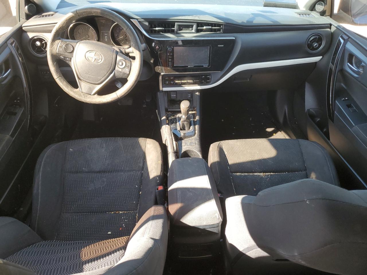 2016 Scion iM - Image 8