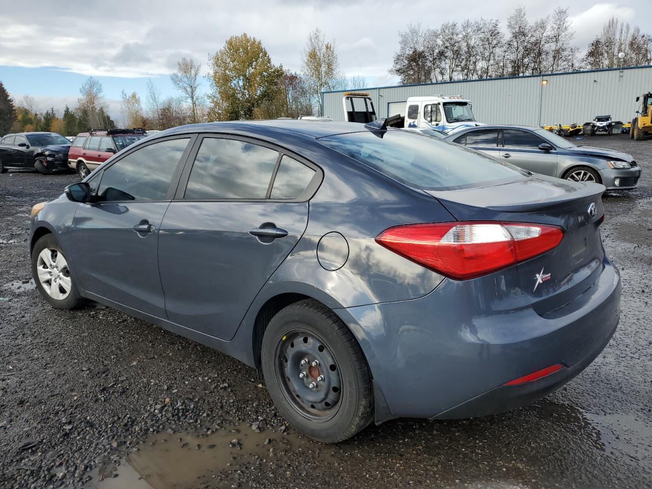 2015 Kia Forte - Image 2