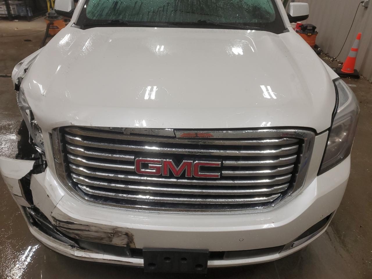 VIN 1GKS2GKC3HR366744 2017 GMC YUKON no.12