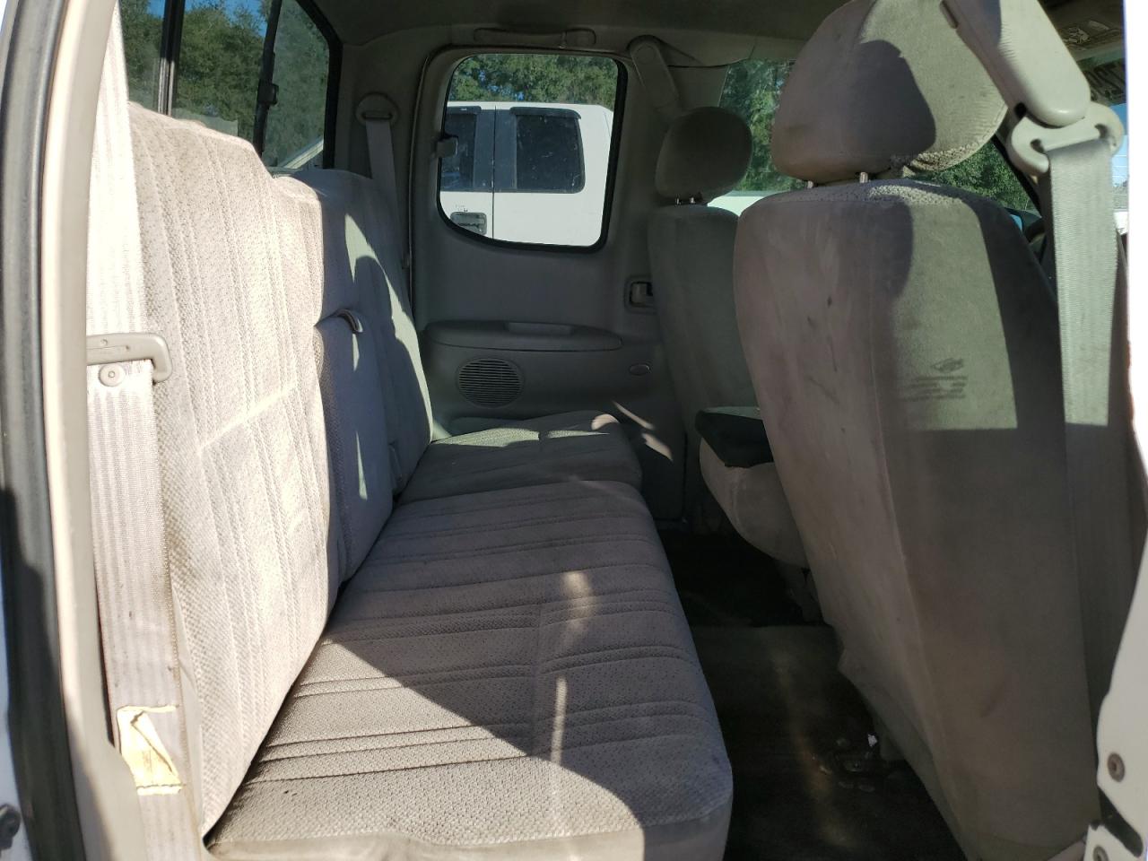 2000 Toyota Tundra - Image 10