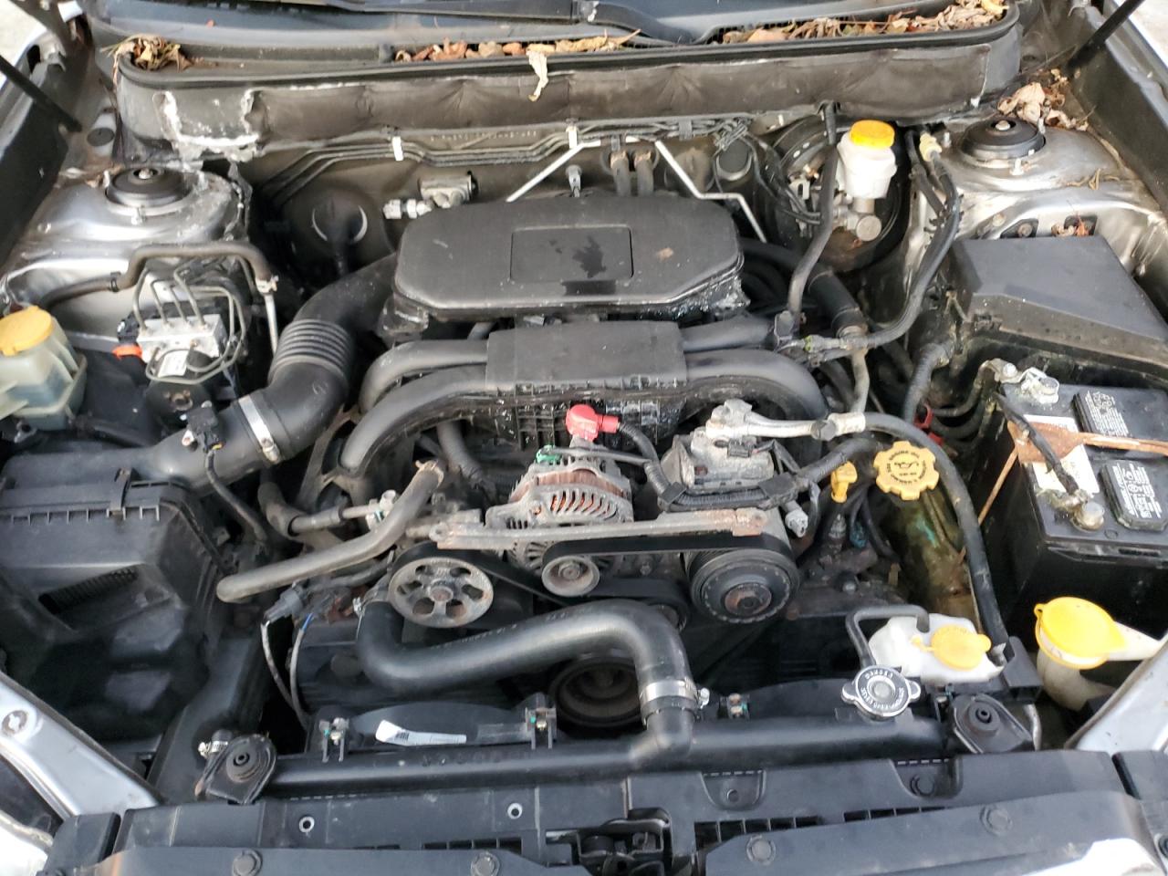 2011 Subaru Outback - Image 11