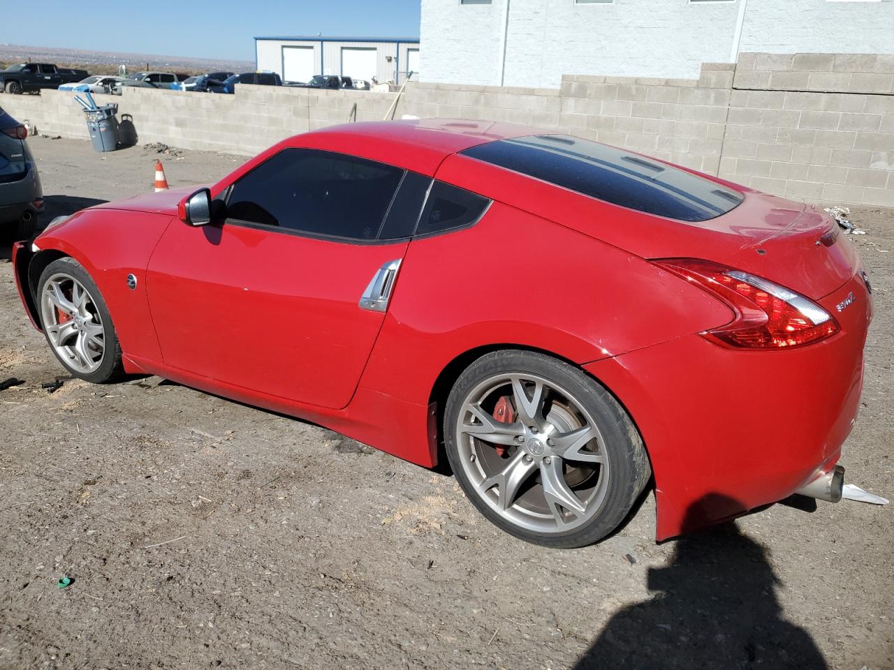 2011 Nissan 370Z - Image 2