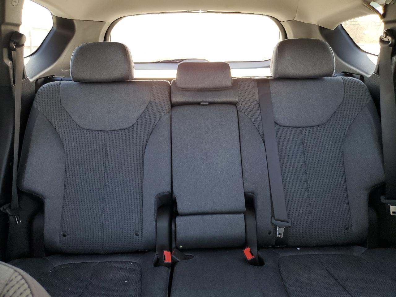 2019 Hyundai Santa Fe - Image 10