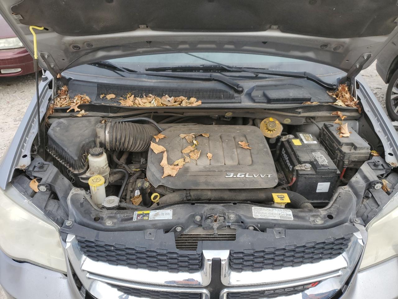 2013 Dodge Caravan - Image 11