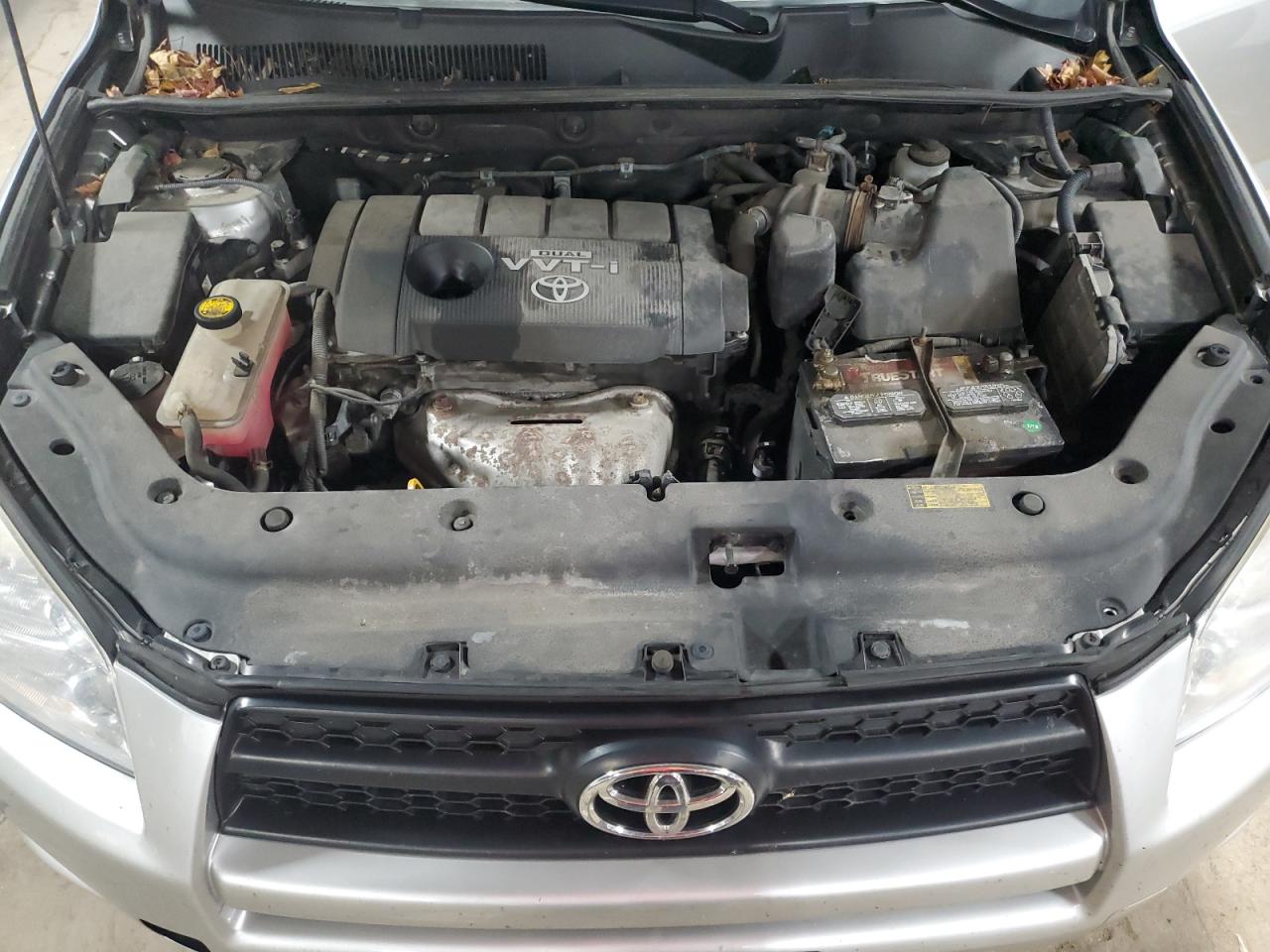 2010 Toyota RAV 4 - Image 12