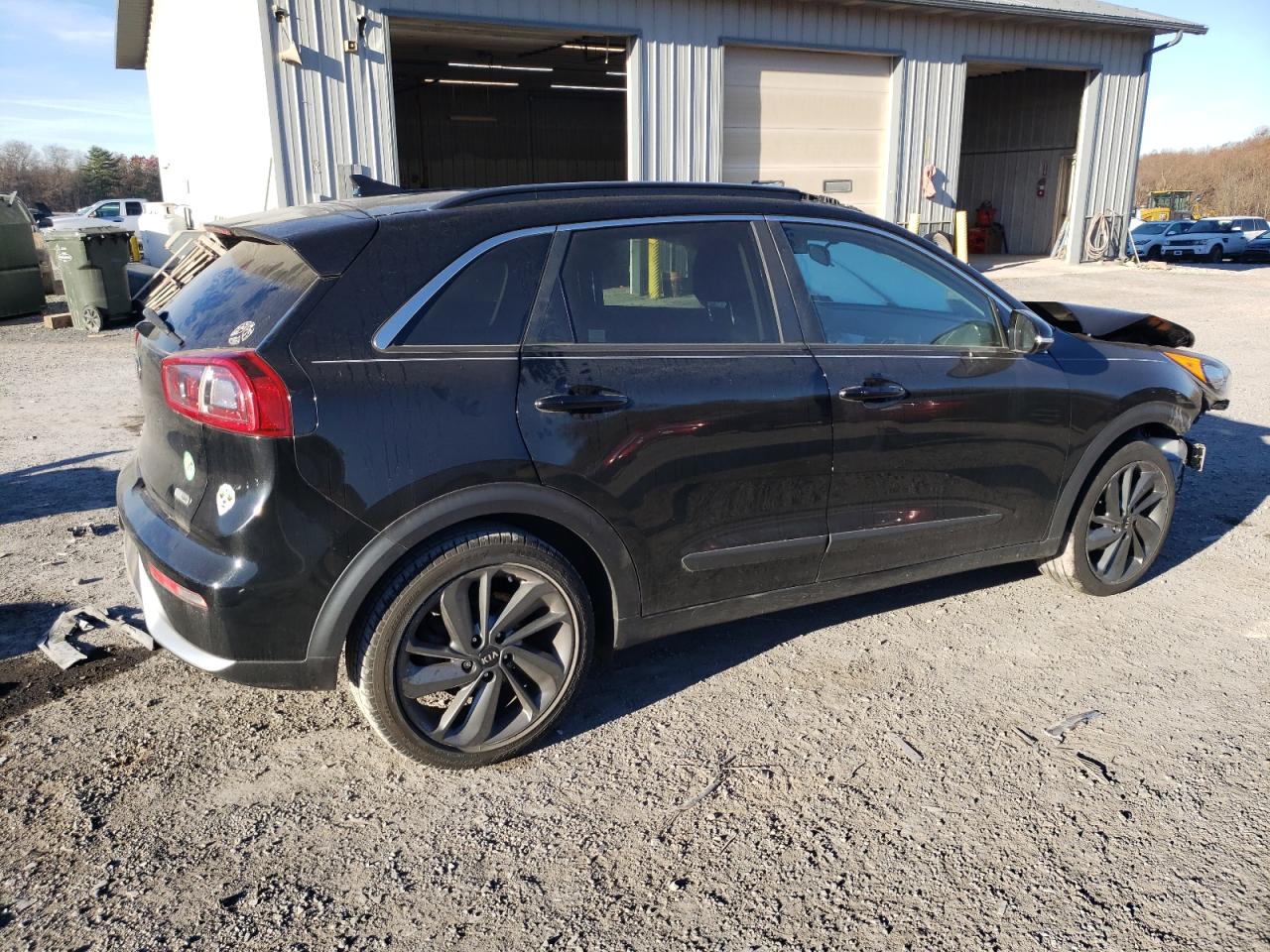 2017 Kia Niro - Image 3