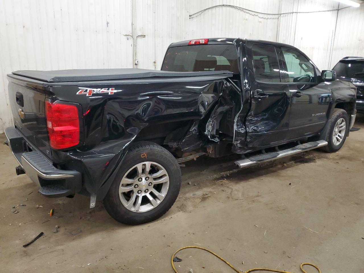 2015 Chevrolet Silverado - Image 3