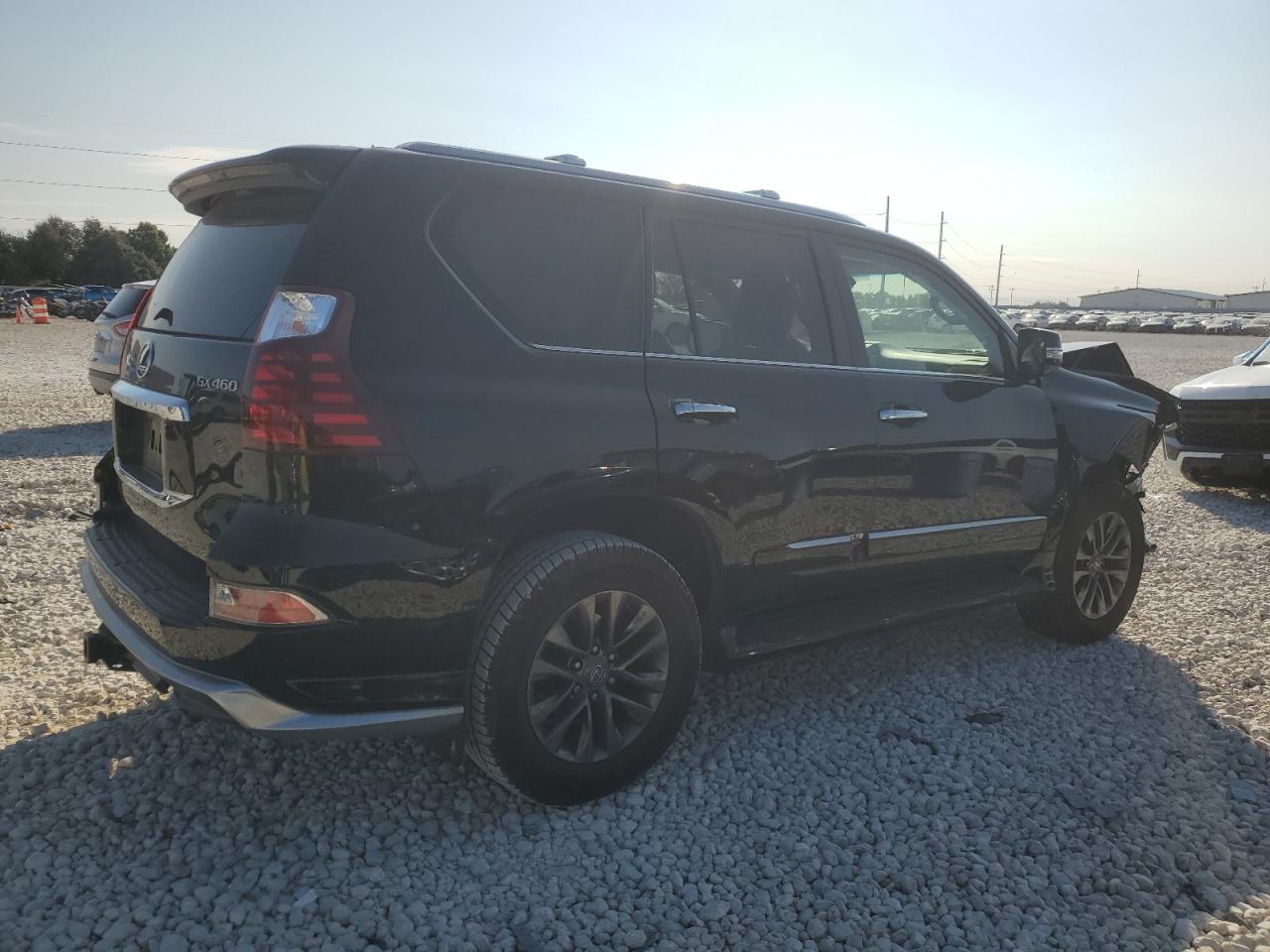 VIN JTJBM7FX3K5224893 2019 LEXUS GX no.3