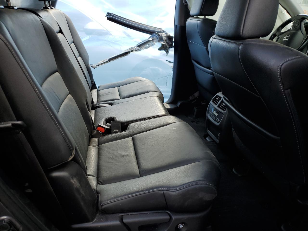 2019 Honda Pilot - Image 11