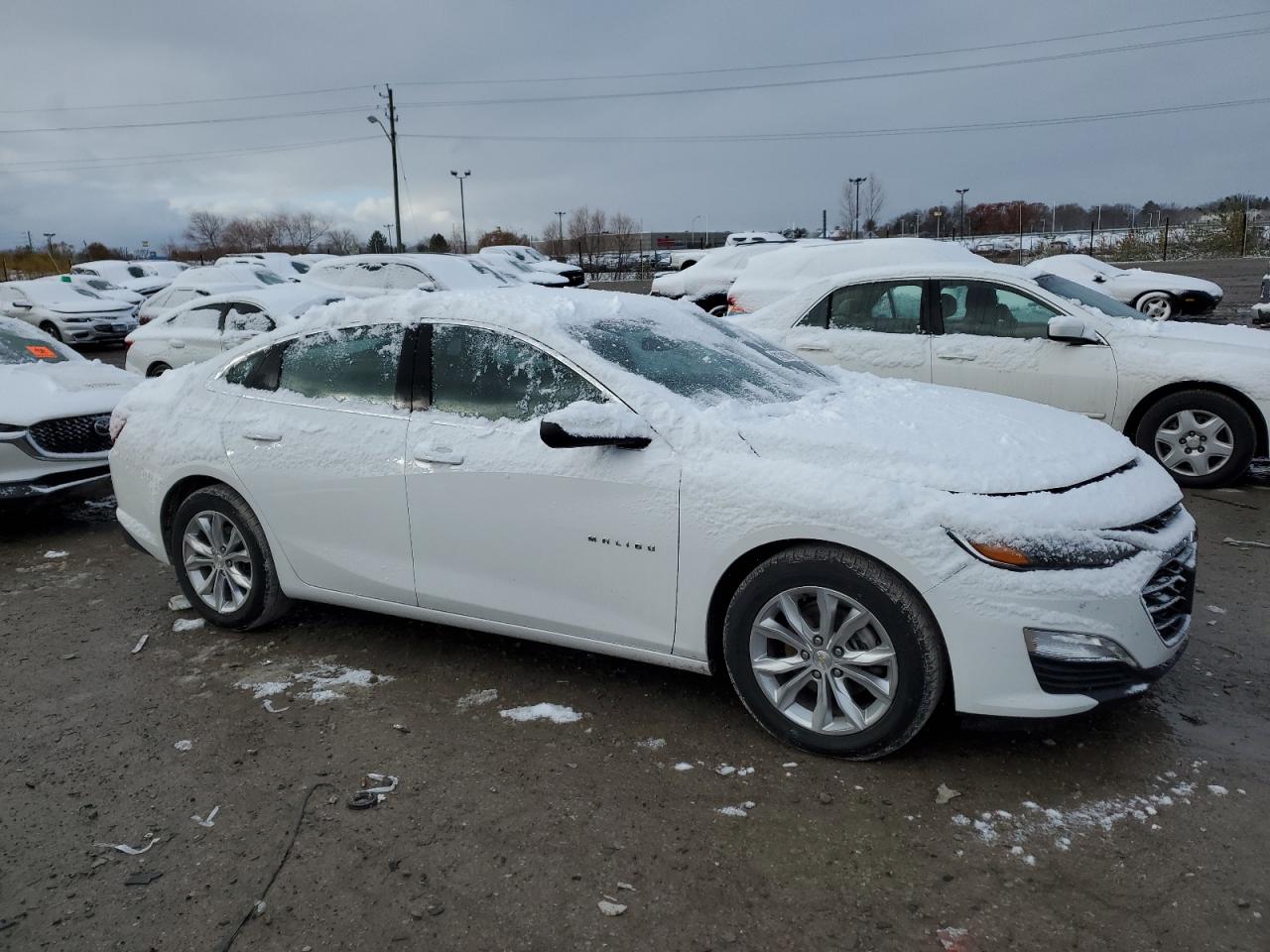 VIN 1G1ZD5ST7LF074736 2020 CHEVROLET MALIBU no.4