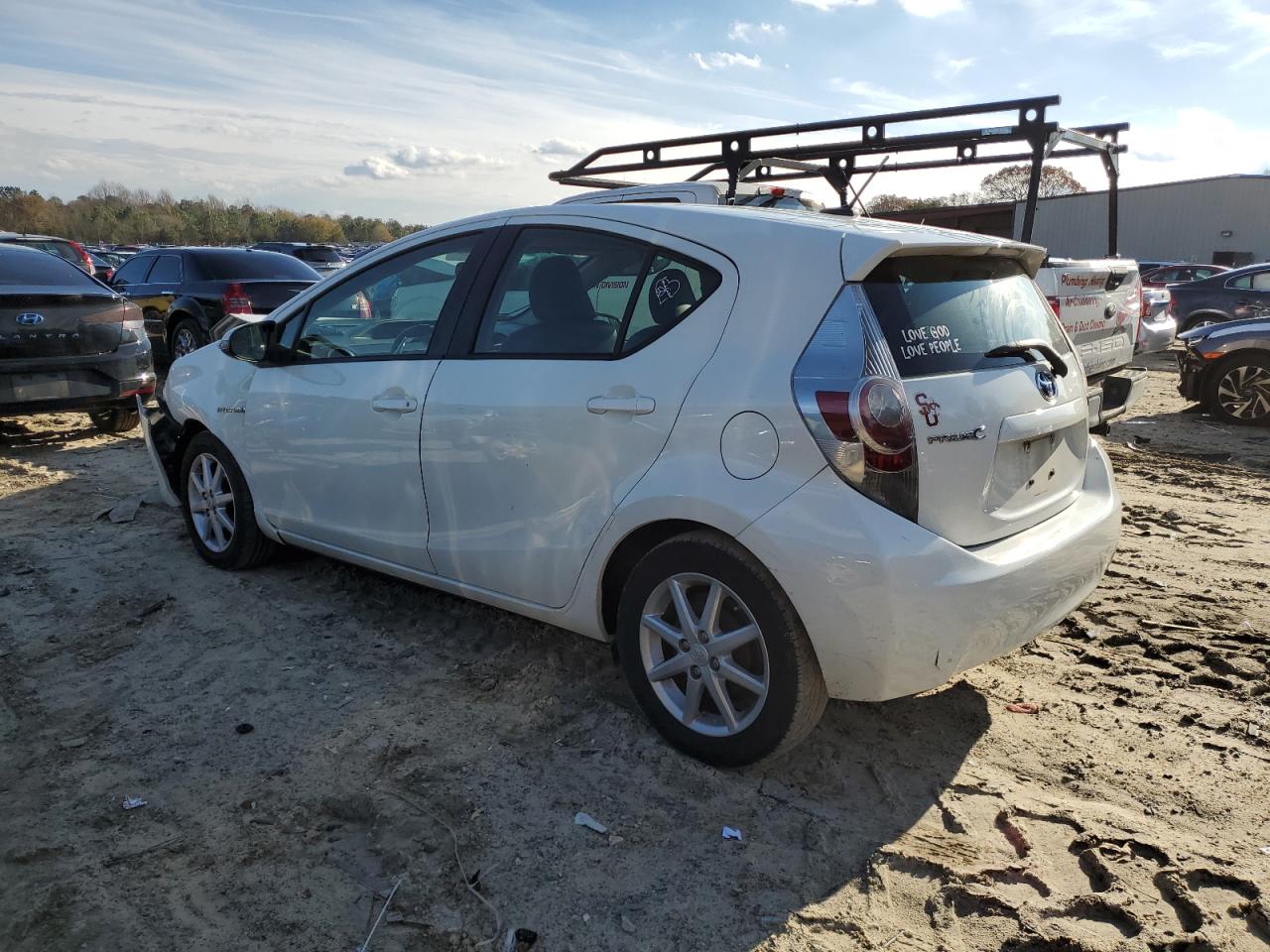 2014 Toyota Prius - Image 2