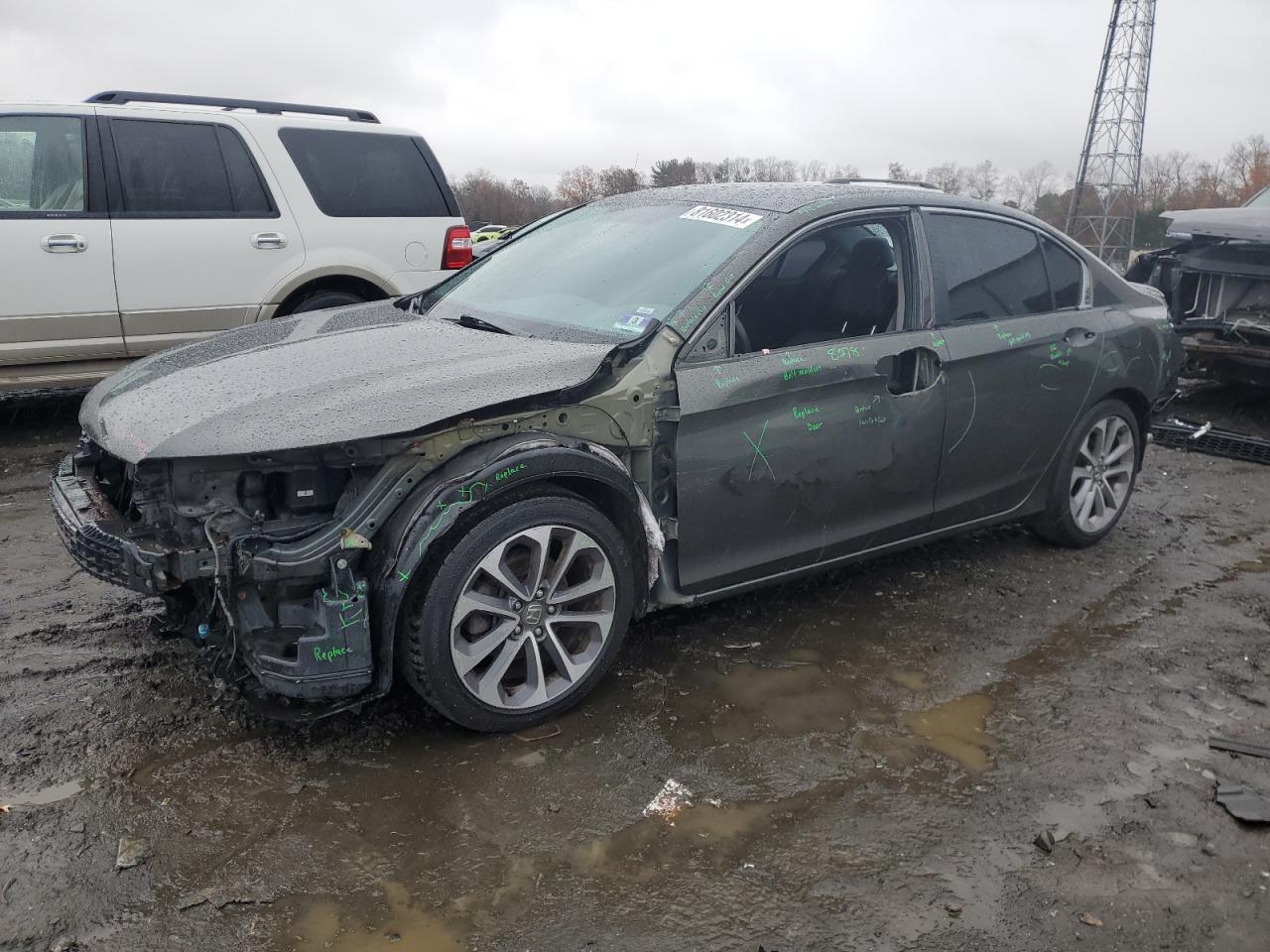 VIN 1HGCR2F59DA073953 2013 HONDA ACCORD no.1