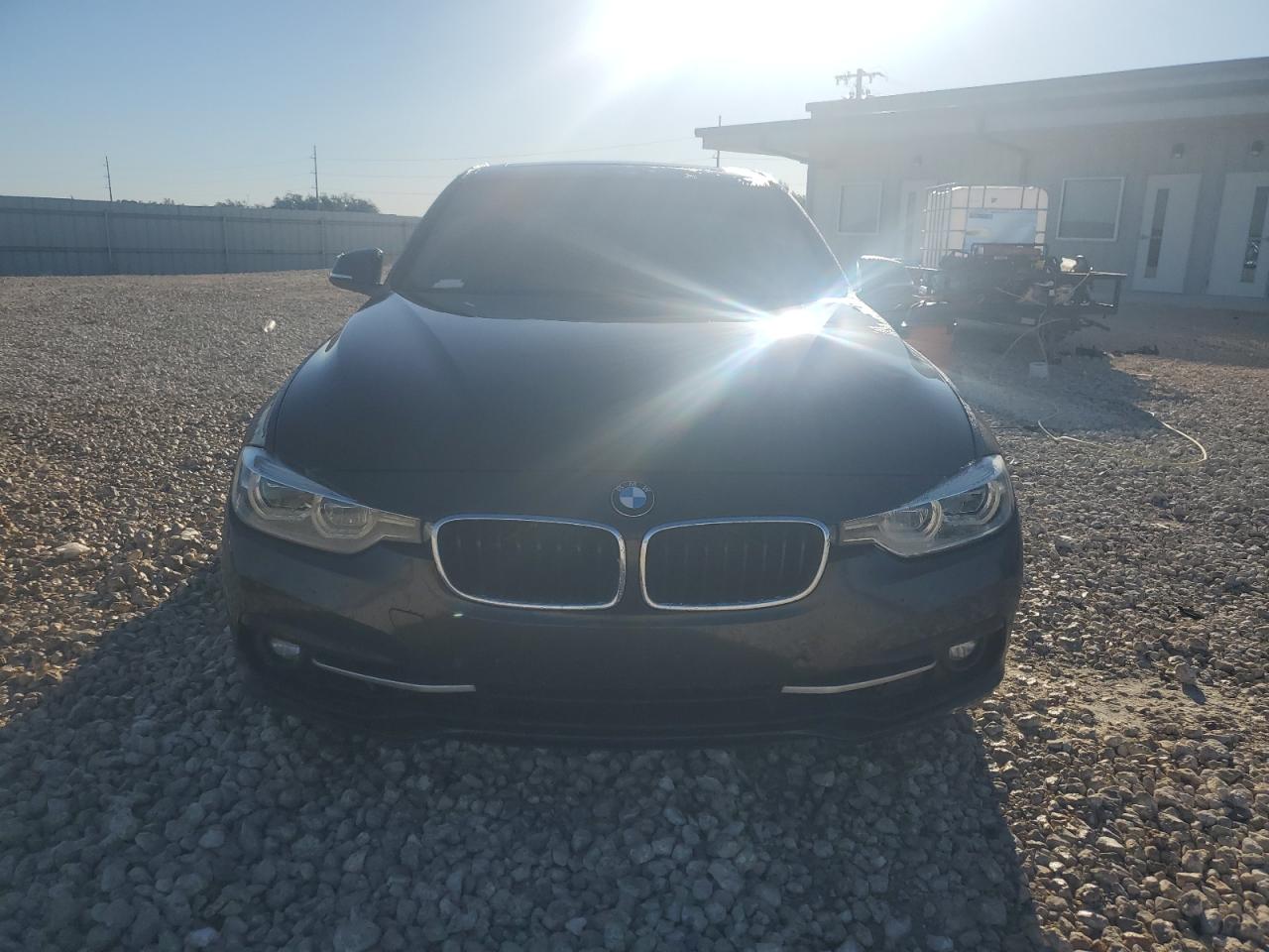 VIN WBA8E9G55GNT43102 2016 BMW 3 SERIES no.5