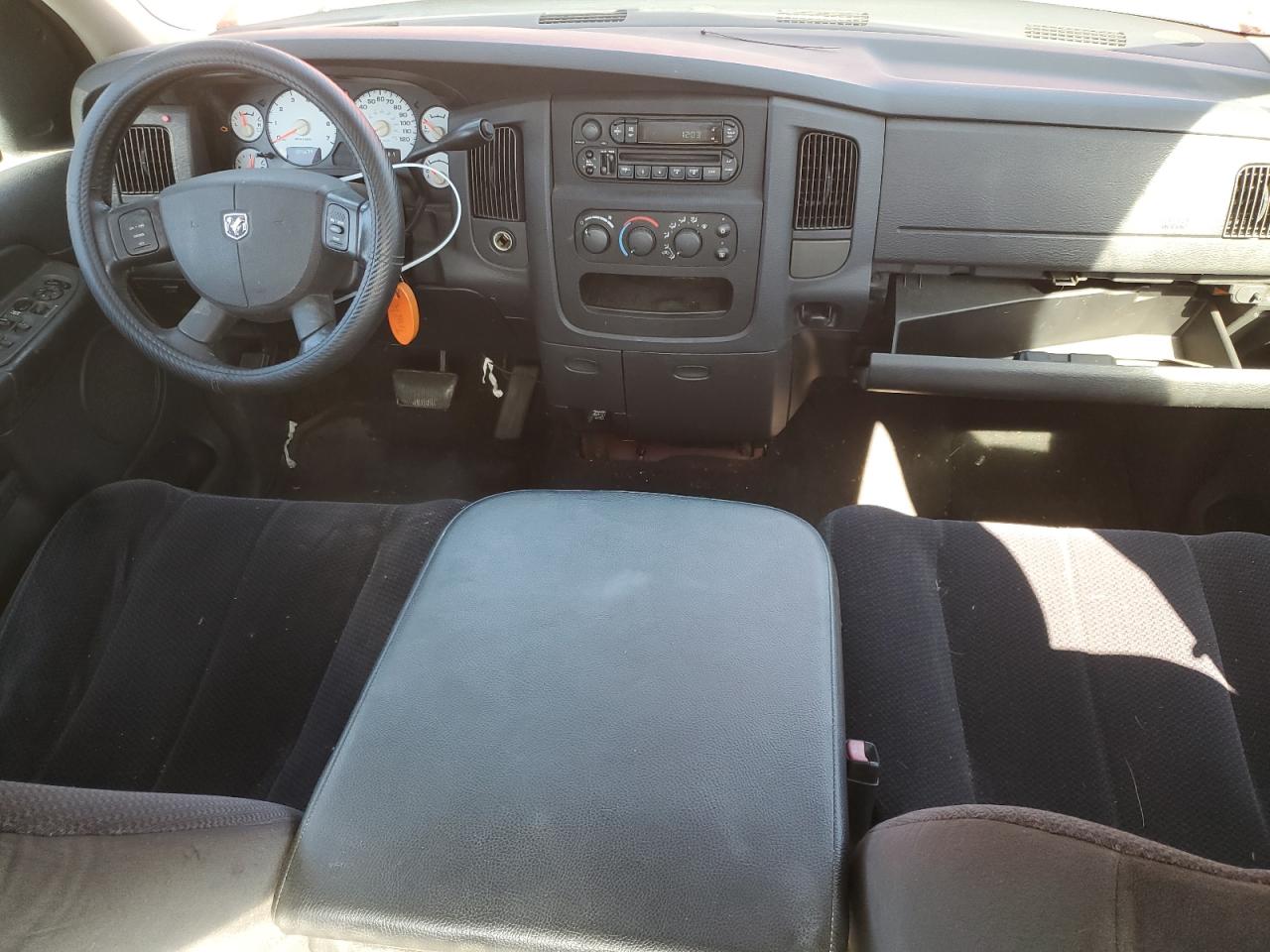 2004 Dodge RAM - Image 8