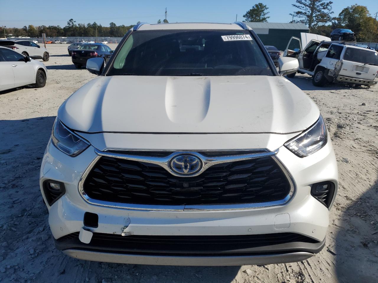 2021 Toyota Highlander - Image 5