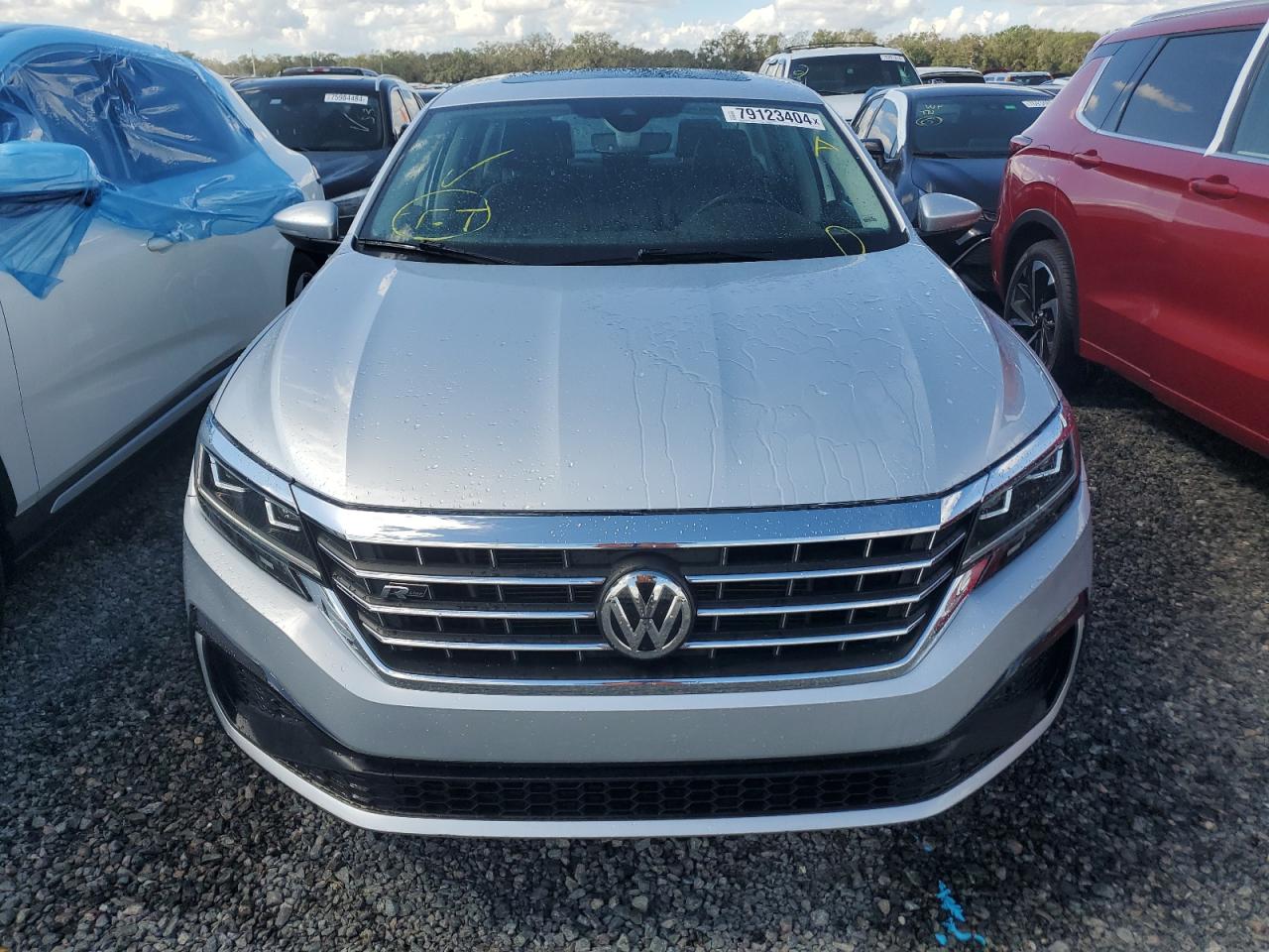 2020 Volkswagen Passat - Image 5