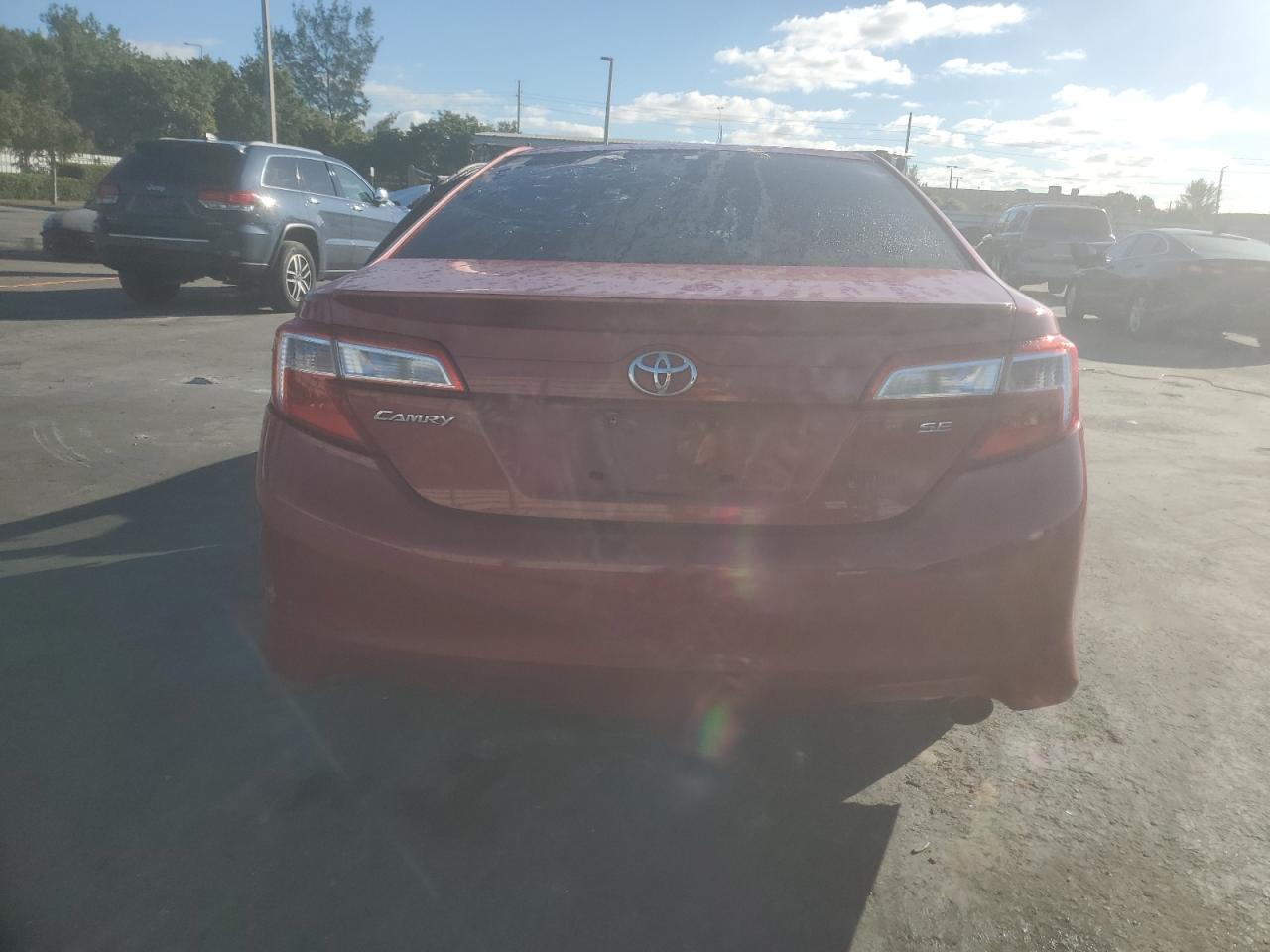2014 Toyota Camry - Image 6