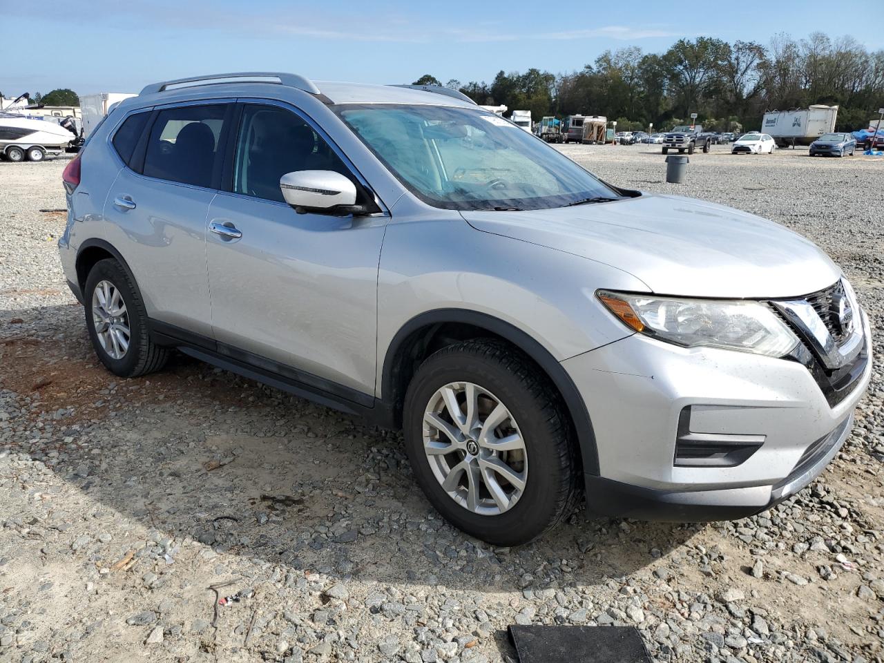 2017 Nissan Rogue - Image 4