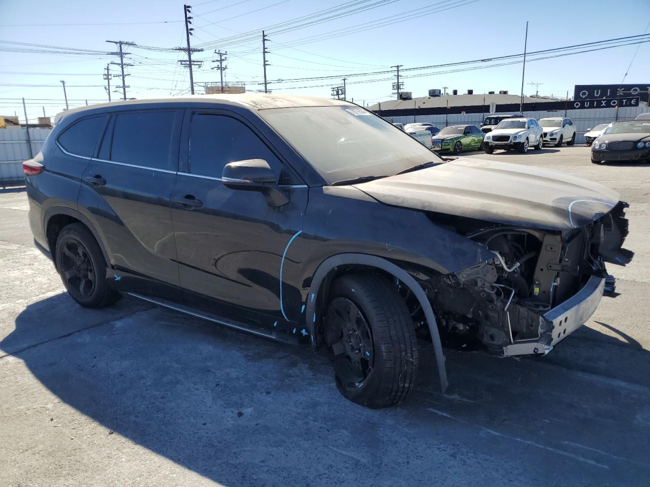 2021 Toyota Highlander - Image 4