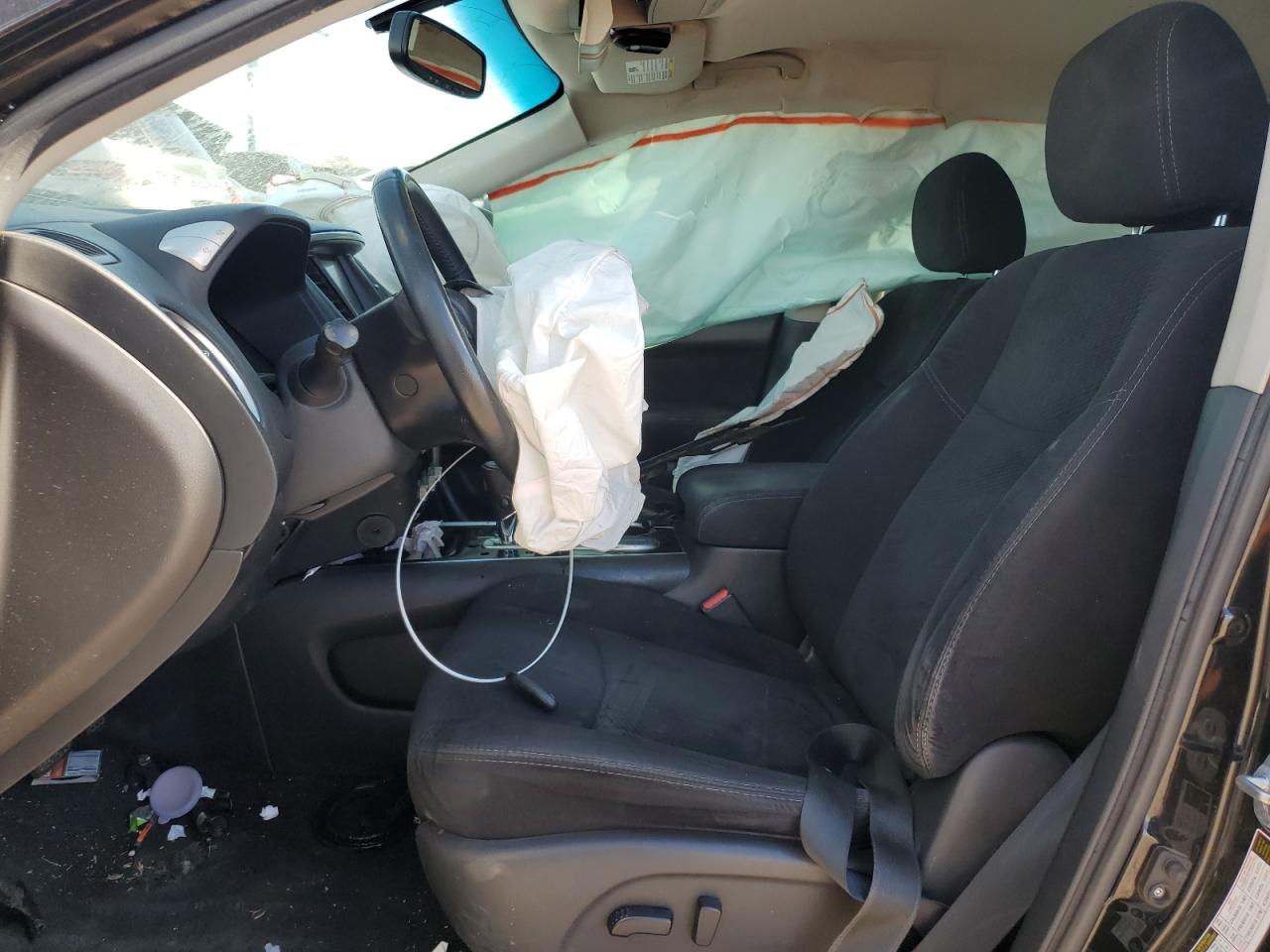 2015 Nissan Pathfinder - Image 7