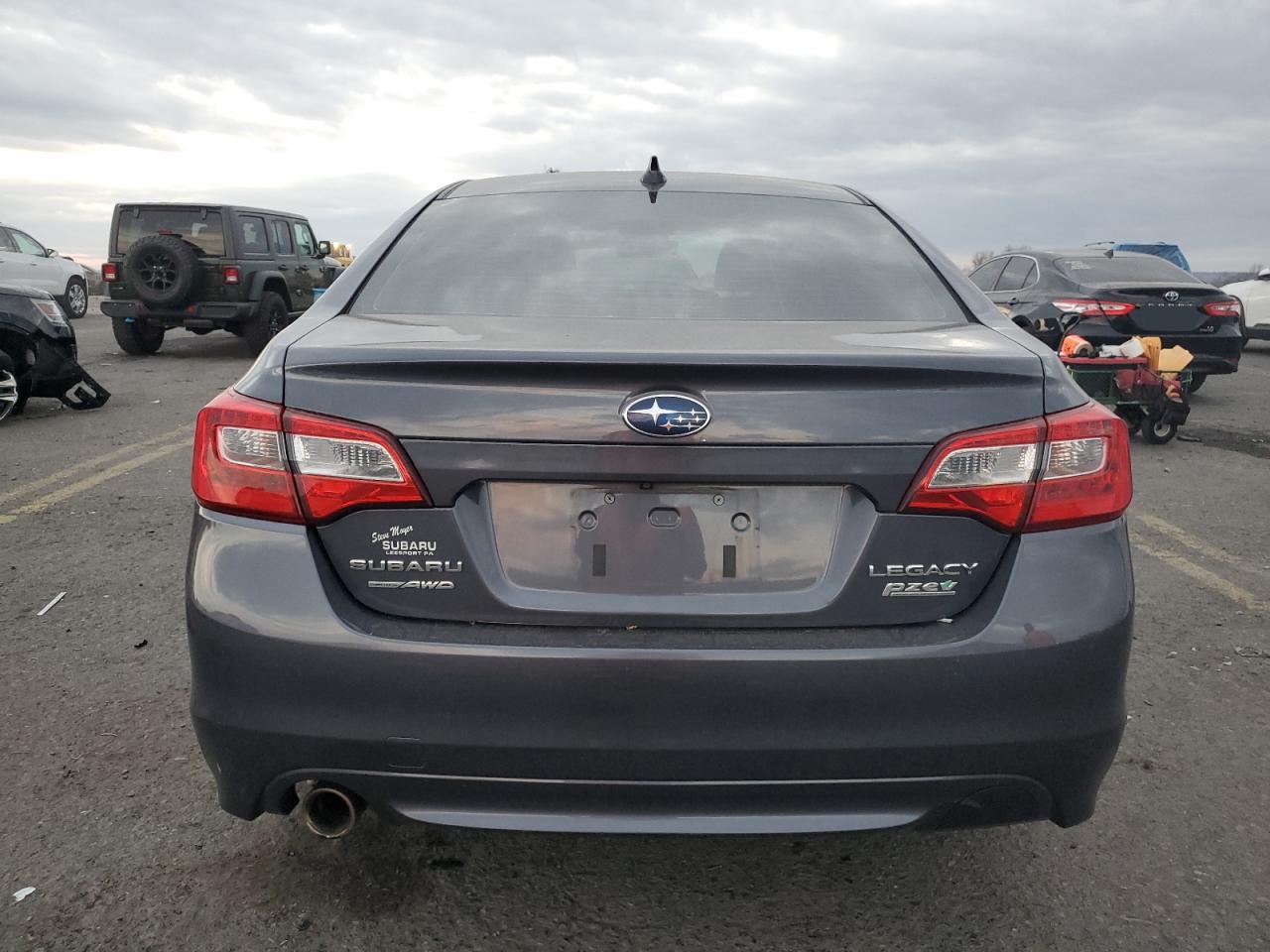 2016 Subaru Legacy 2.5I Premium VIN: 4S3BNAC68G3032901 Lot: 79290804