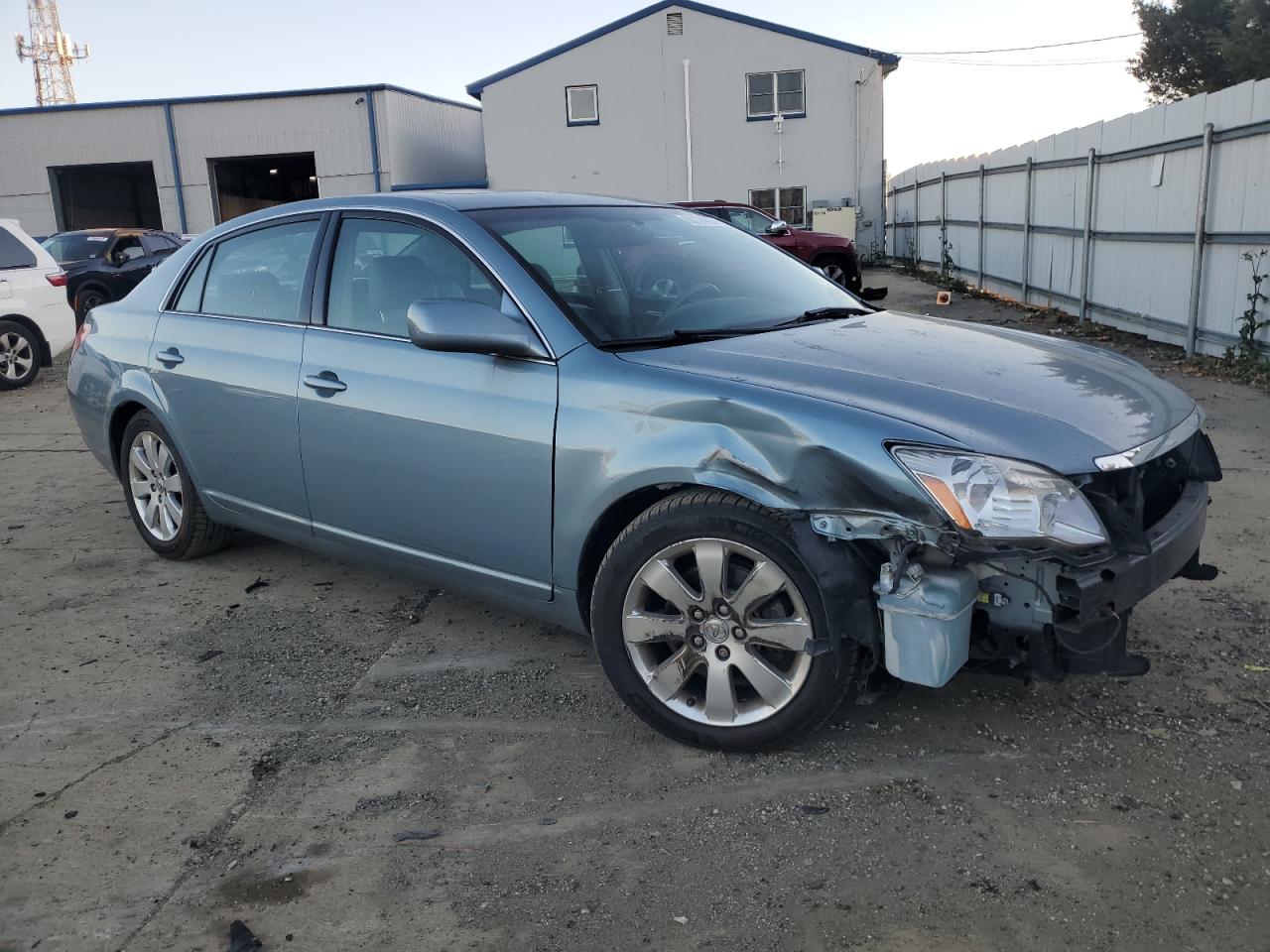 2006 Toyota Avalon - Image 4