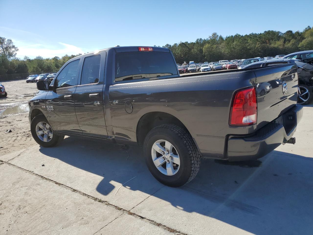 2019 RAM 1500 - Image 2