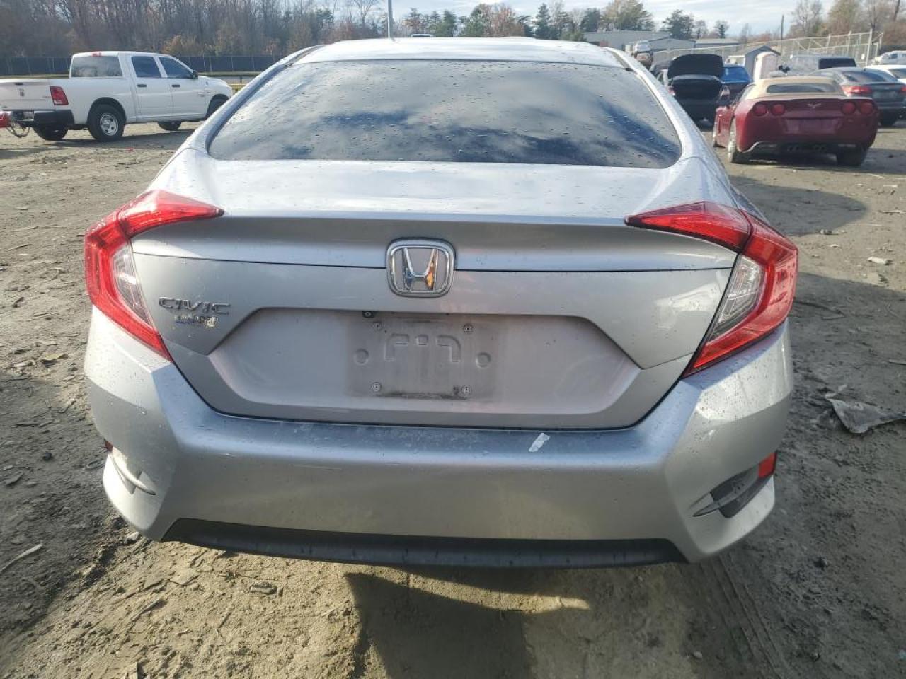 2017 Honda Civic - Image 6