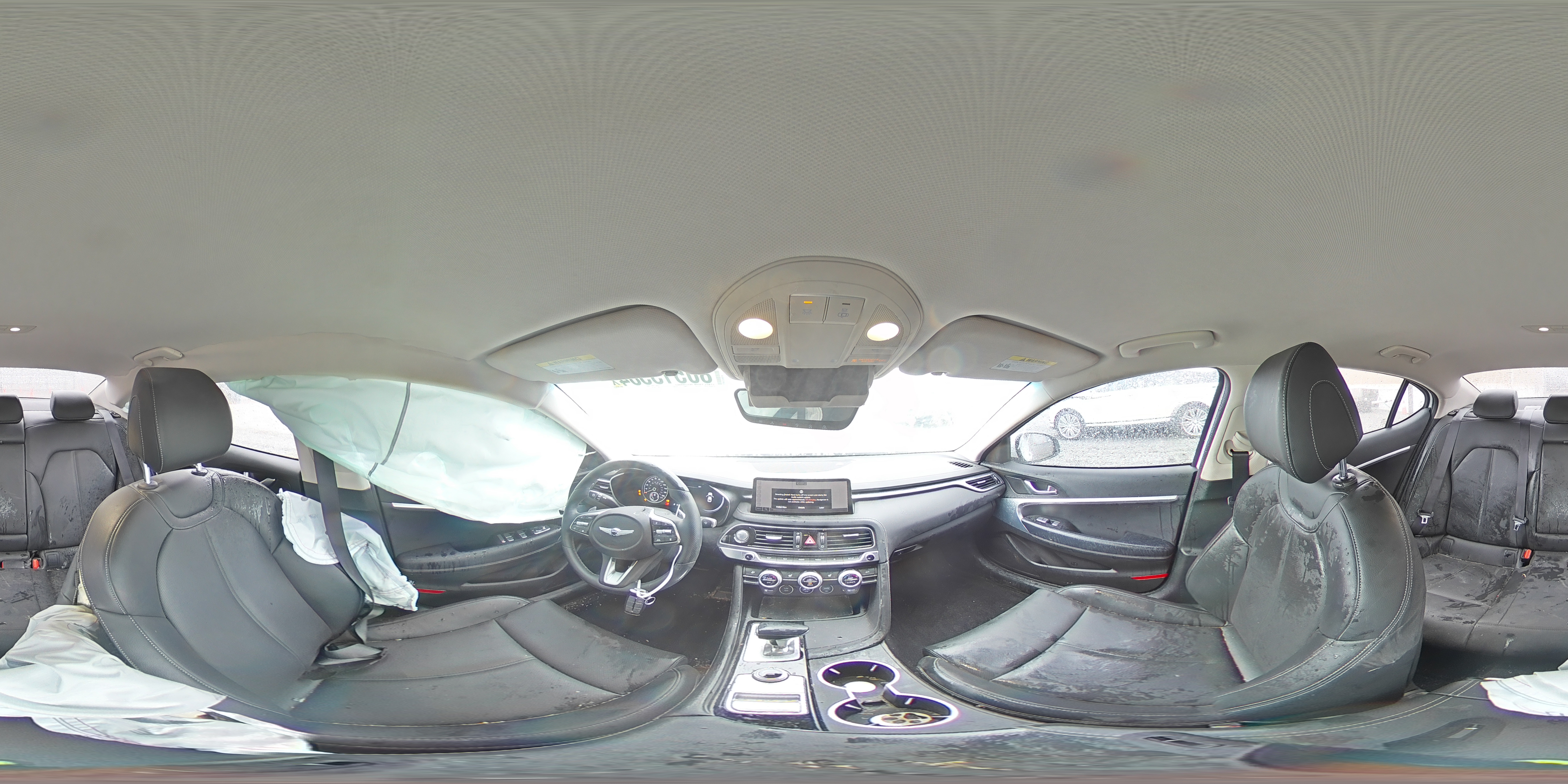 2023 Genesis G70 - Image 14