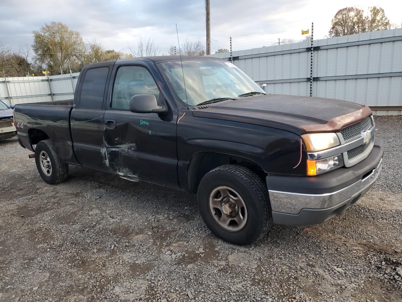 2004 Chevrolet Silverado K1500 VIN: 1GCEK19T14E172548 Lot: 81222554