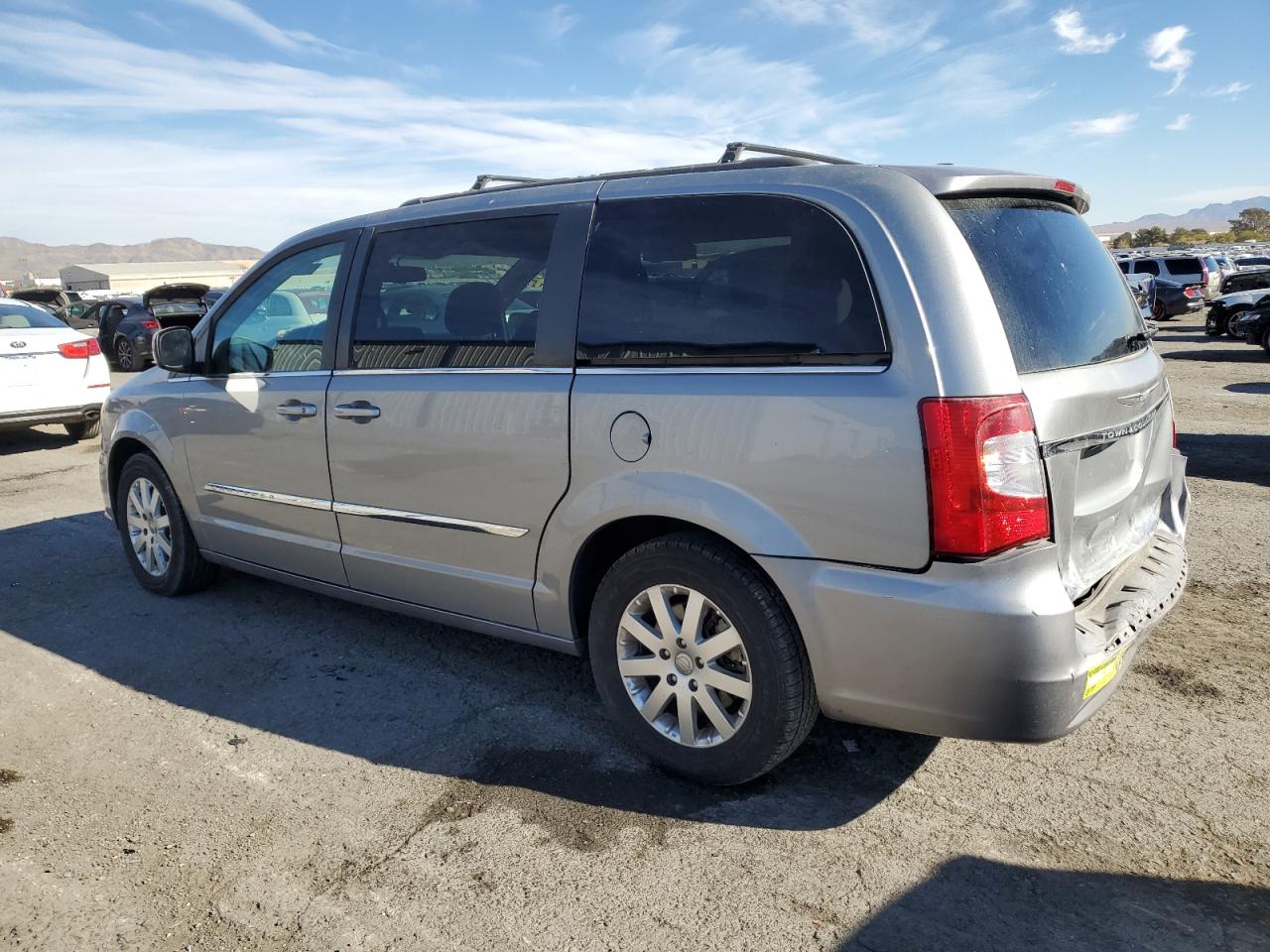2015 Chrysler Town & Country - Image 2