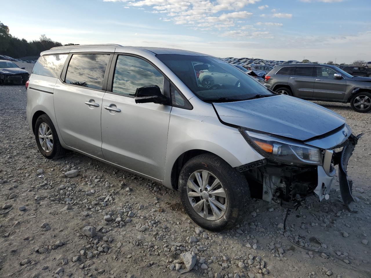 2017 Kia Sedona - Image 4