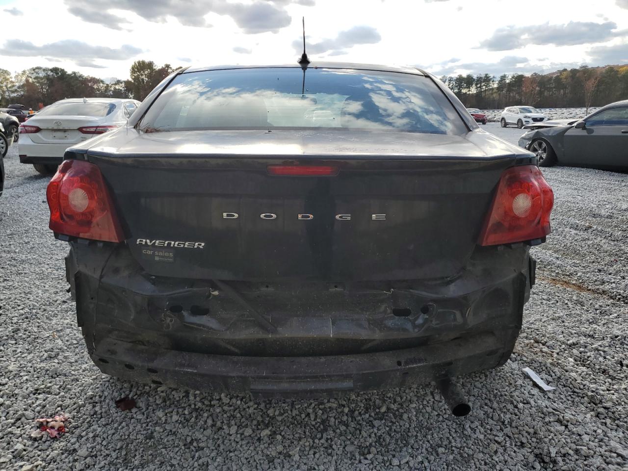 2013 Dodge Avenger - Image 6