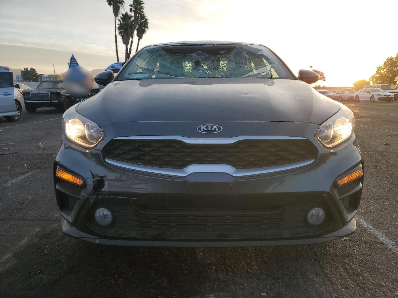 2020 Kia Forte - Image 5